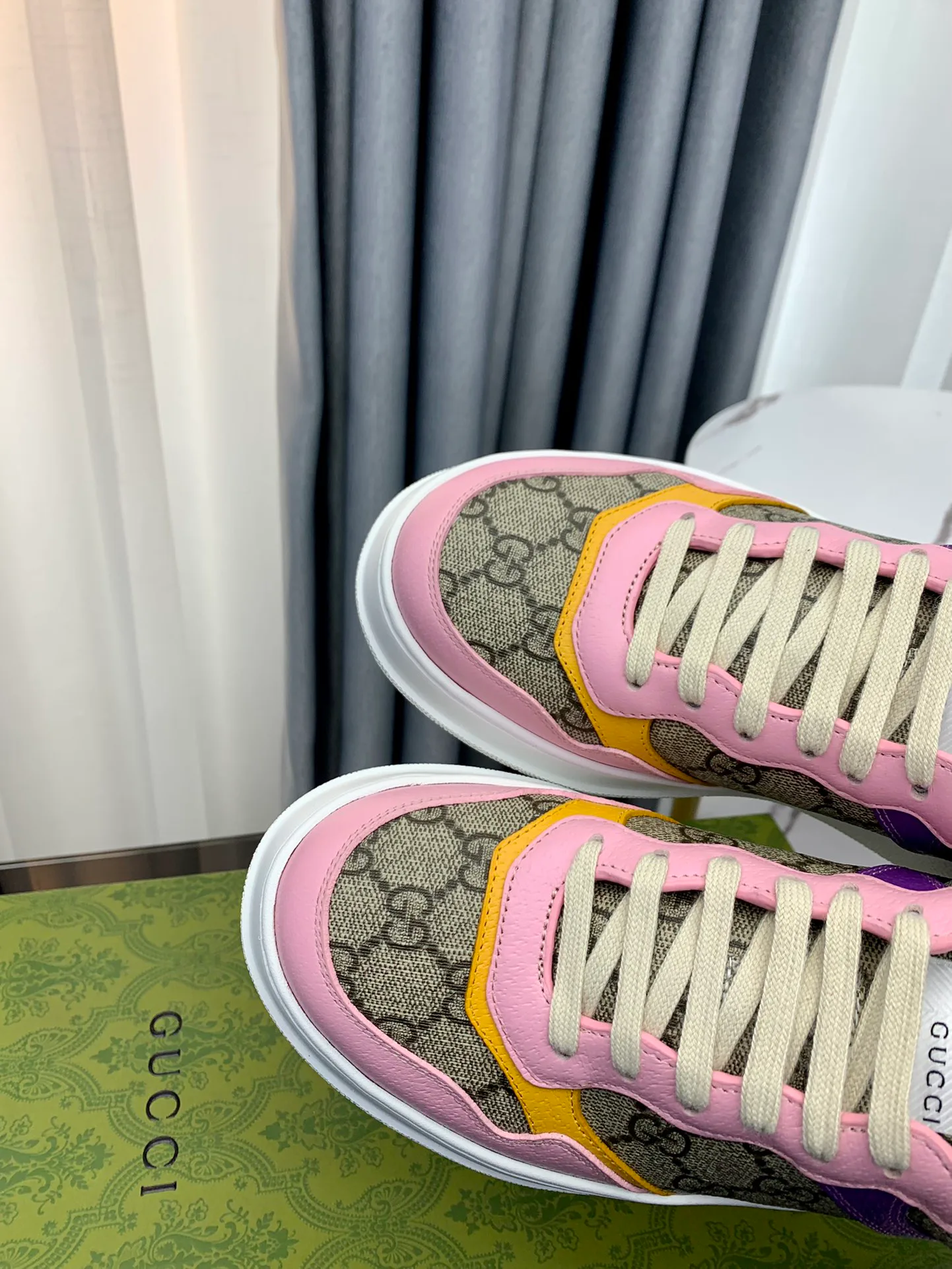 Кеды Женские Gucci 5402057