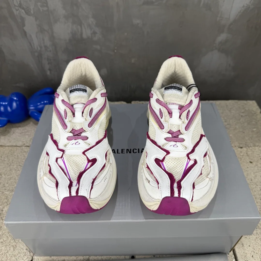 Кроссовки Женские Balenciaga 17787121