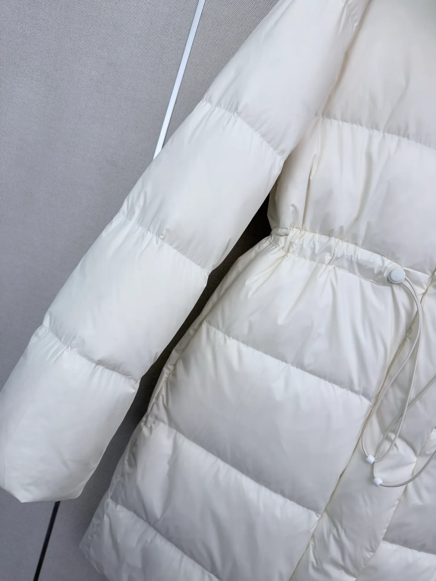 Куртки И Пуховики Женские Canada Goose 18600933