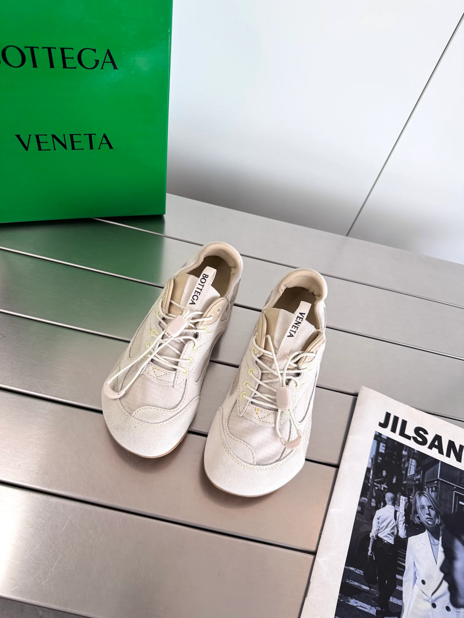 Кроссовки Женские Bottega Veneta 11911491