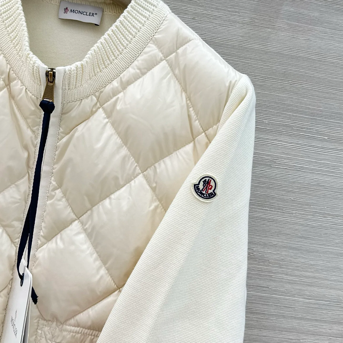 Куртки И Пуховики Женские Moncler 19131422