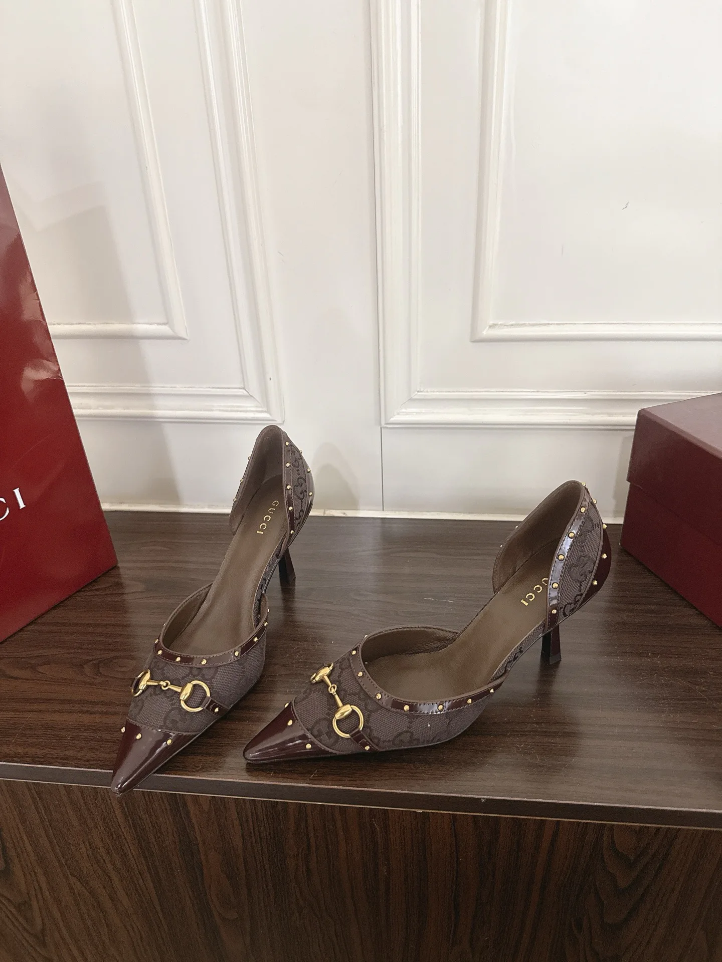 Туфли Женские Gucci 18135591