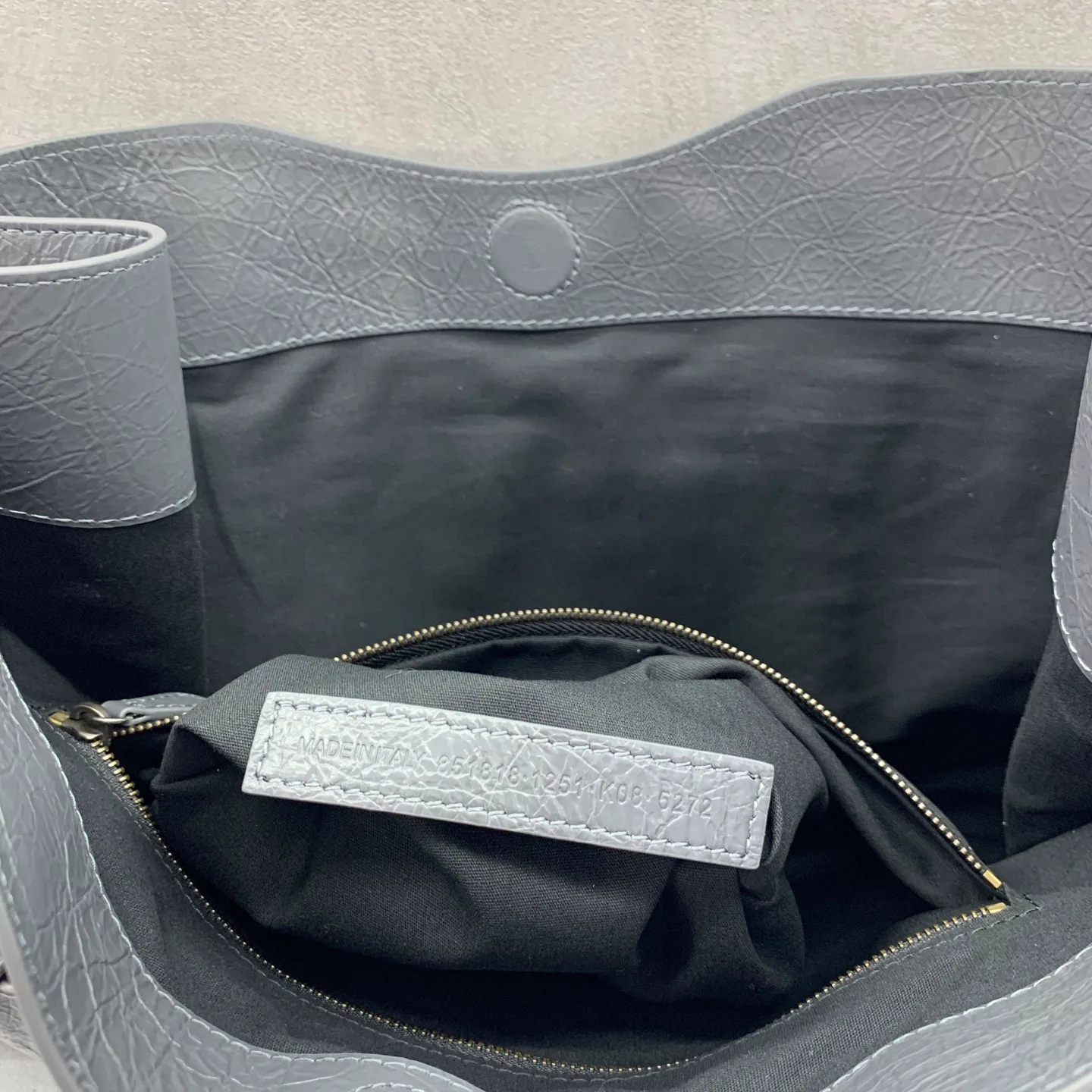 Классические Сумки Женские Balenciaga 12774247