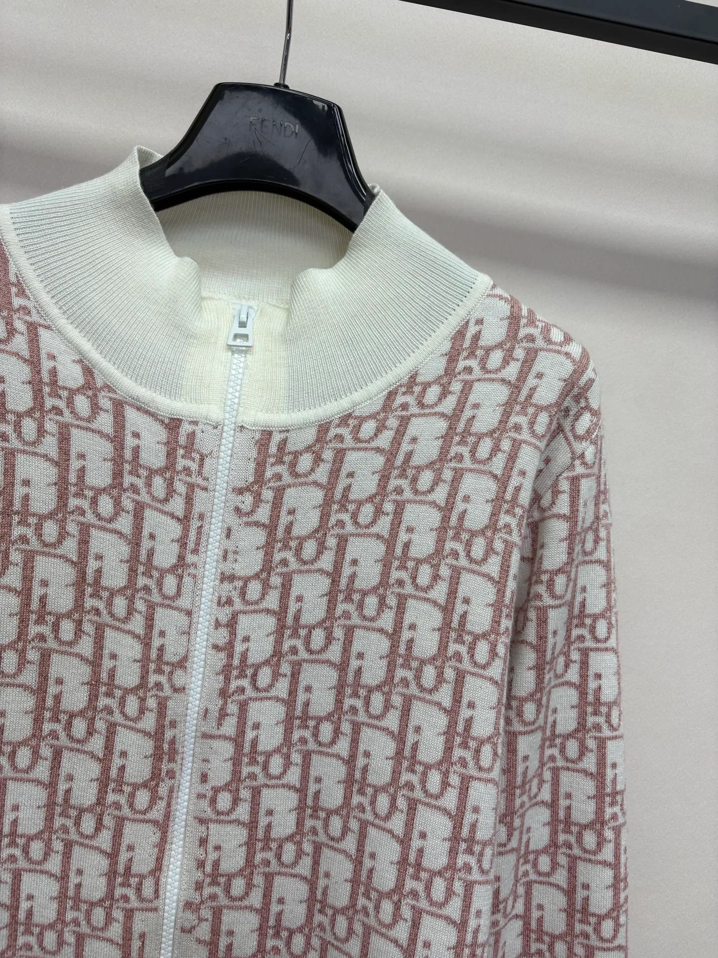 Джемперы И Свитеры Женские Christian Dior 18828066