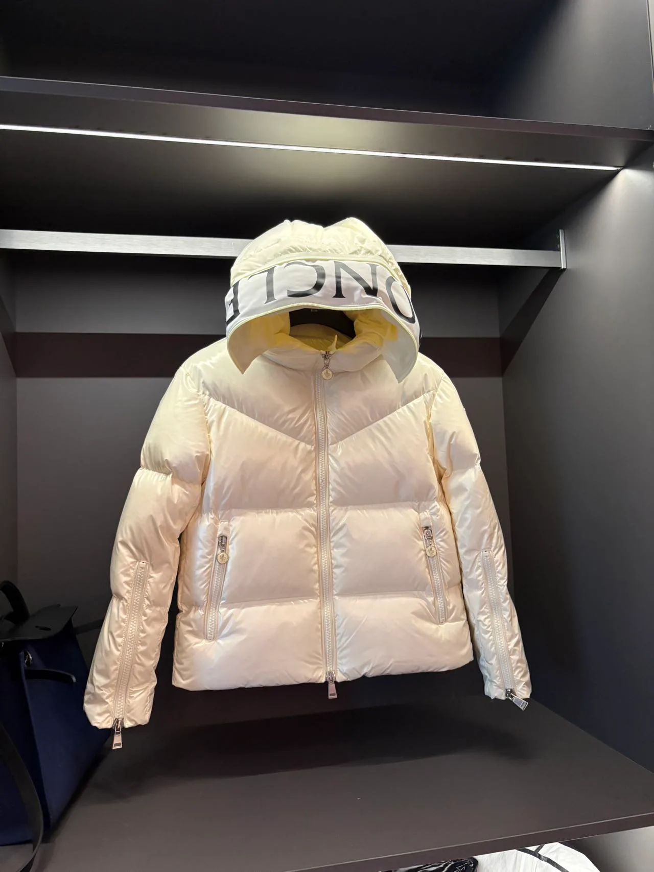 Куртки И Пуховики Мужские Moncler 17394947