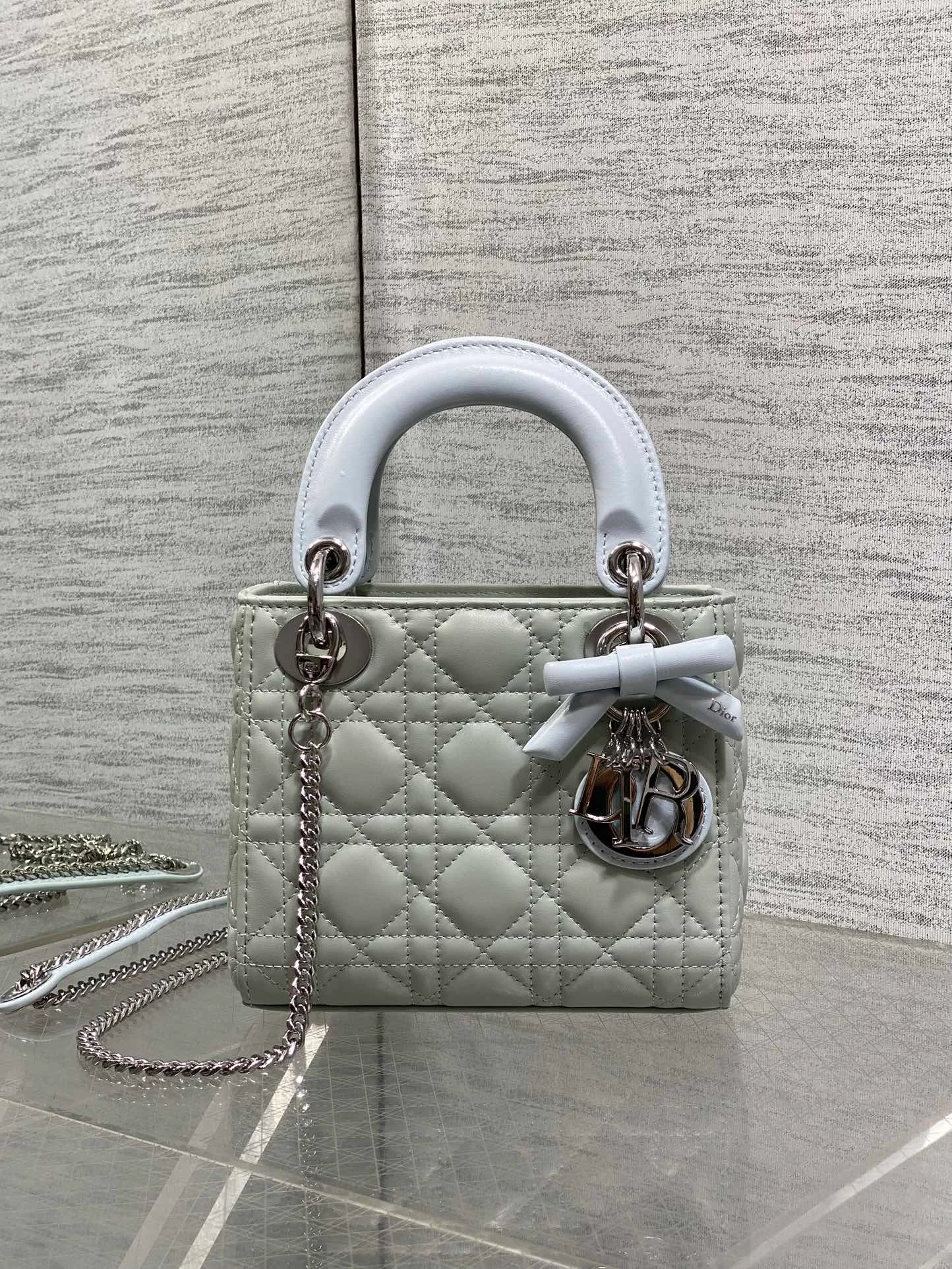 Классические Сумки Женские Christian Dior 12242808