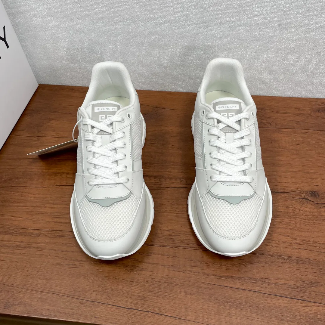 Кроссовки Мужские Givenchy 12788758