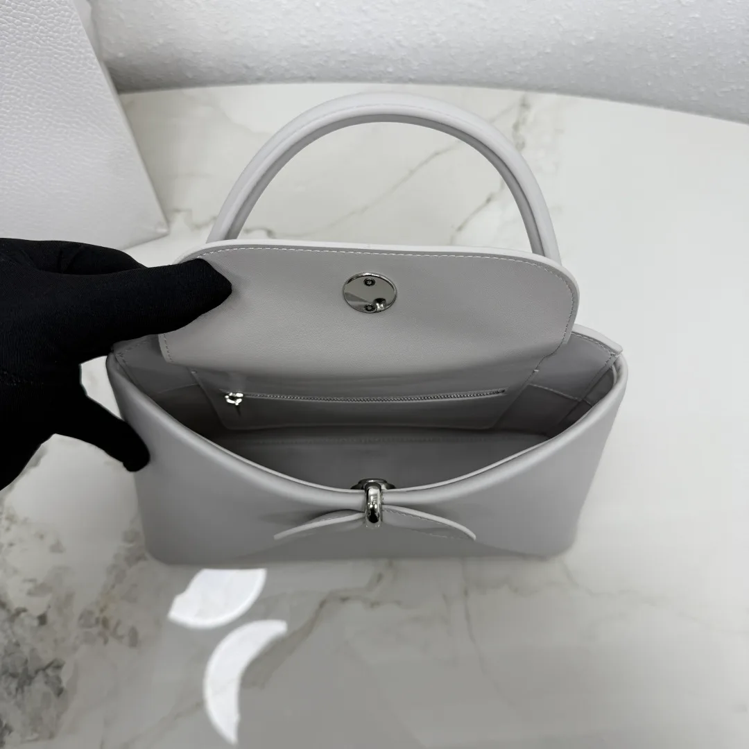 Классические Сумки Женские Christian Dior 18116411