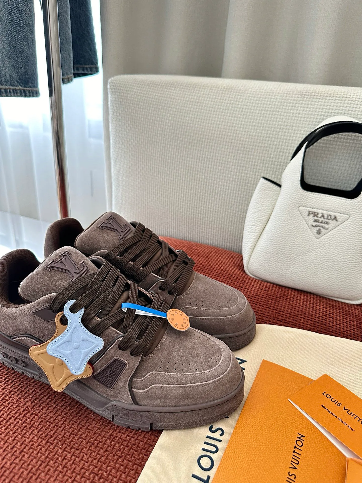 Кроссовки Мужские Louis Vuitton 17449379