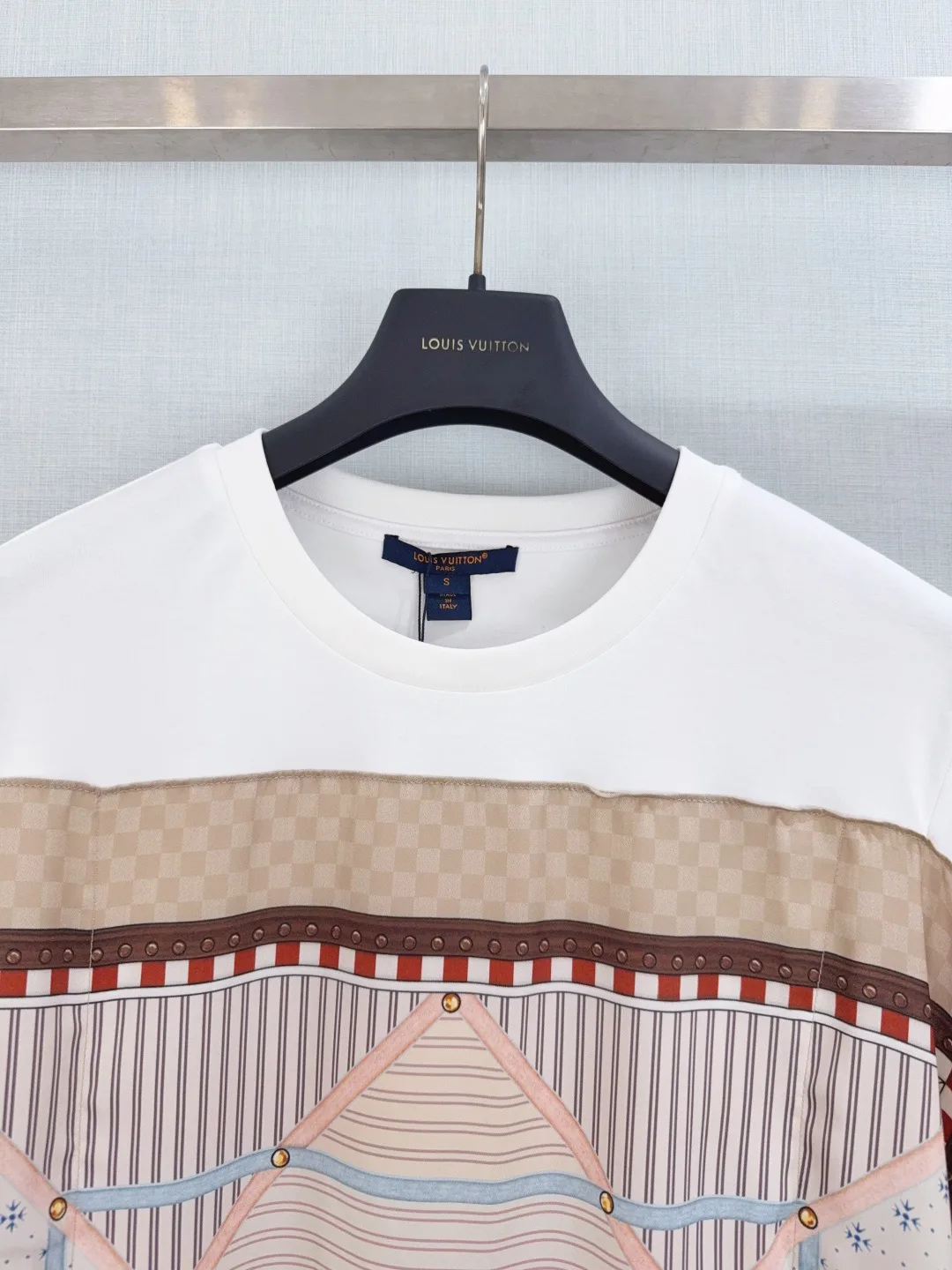Футболки Женские Louis Vuitton 13448943