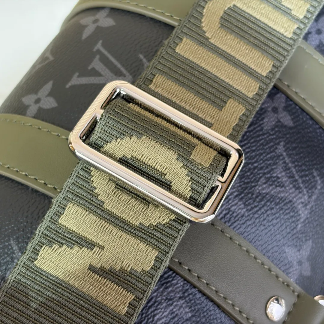 Классические Сумки Женские Louis Vuitton 18170495