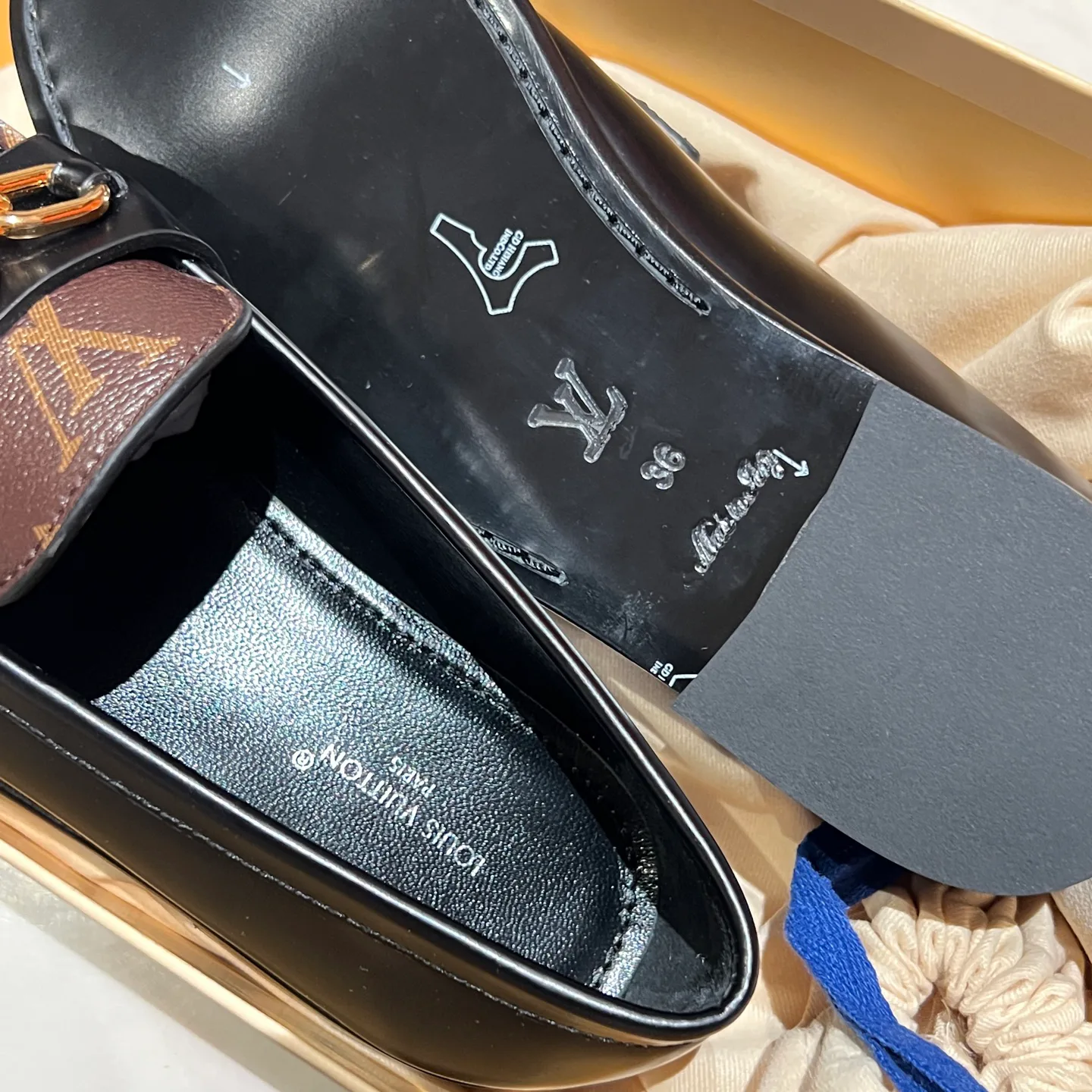 Лоферы И Мокасины Женские Louis Vuitton 19152409
