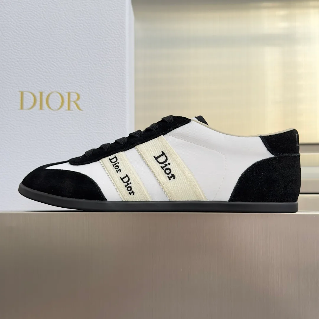 Кроссовки Женские Christian Dior 19779524