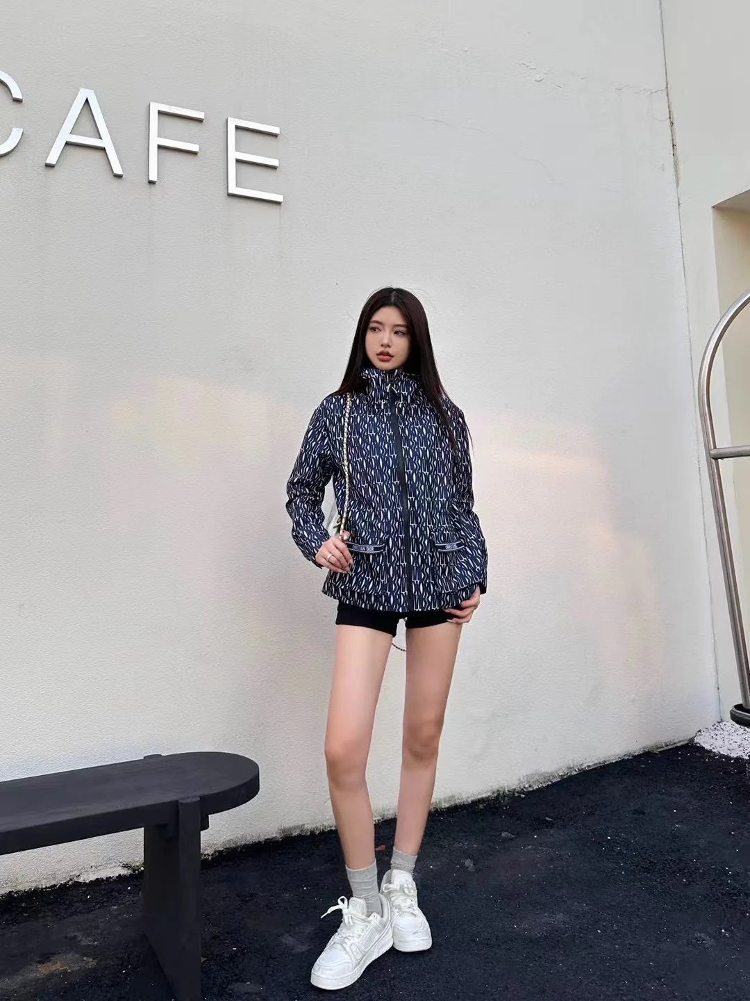 Куртки И Пуховики Женские Christian Dior 2245894