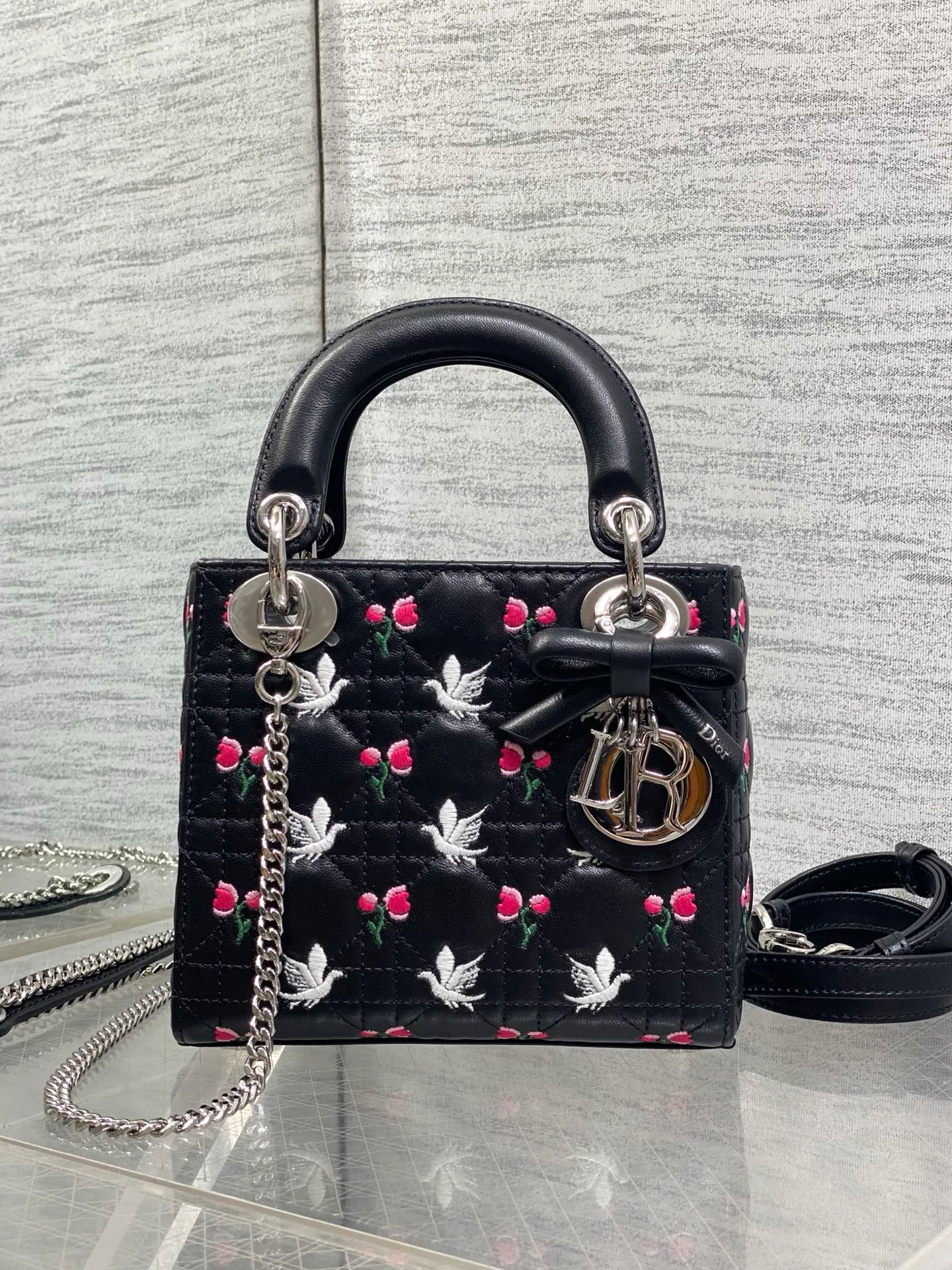Классические Сумки Женские Christian Dior 17601332