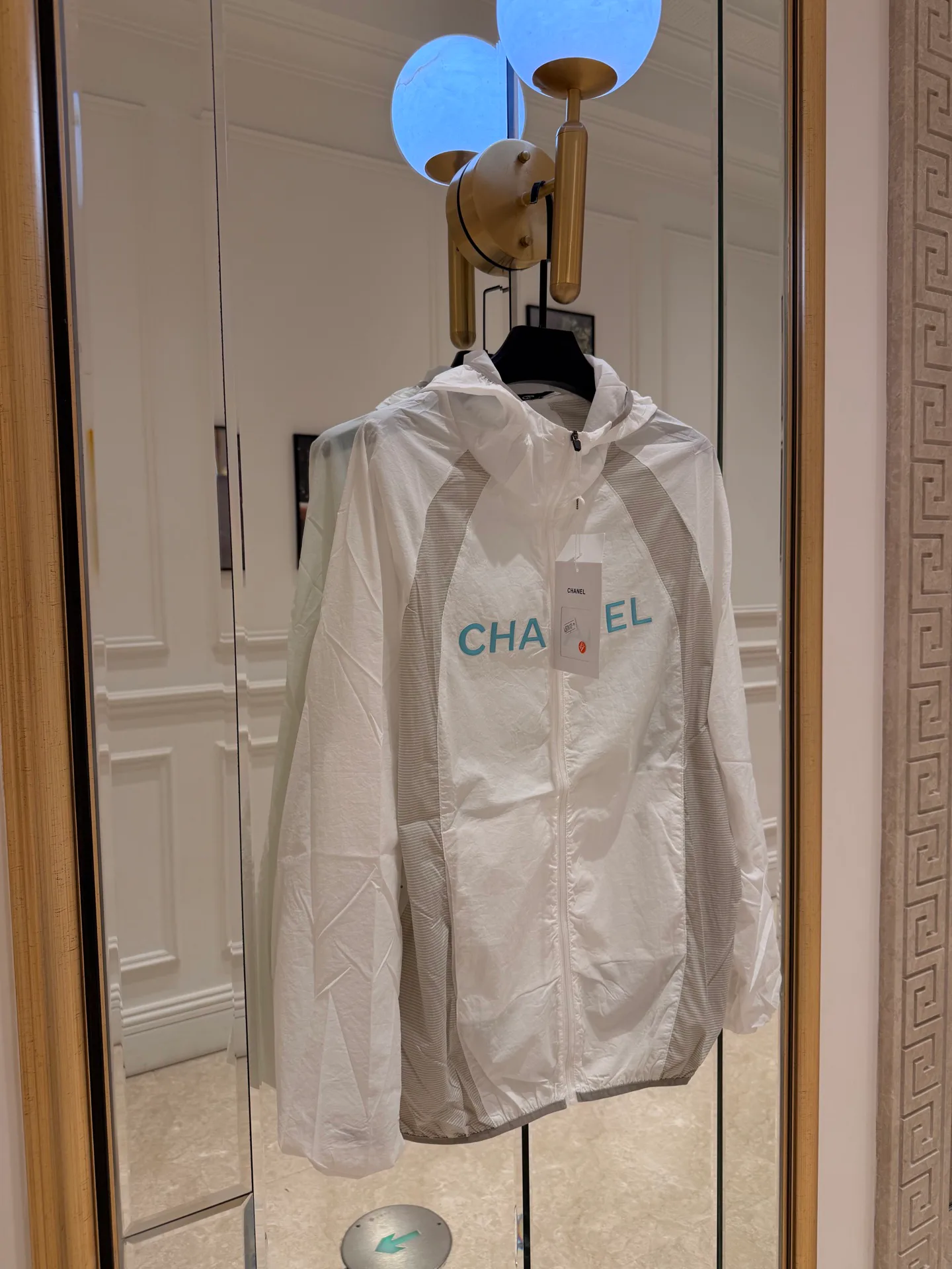 Жакеты Женские Chanel 11540475