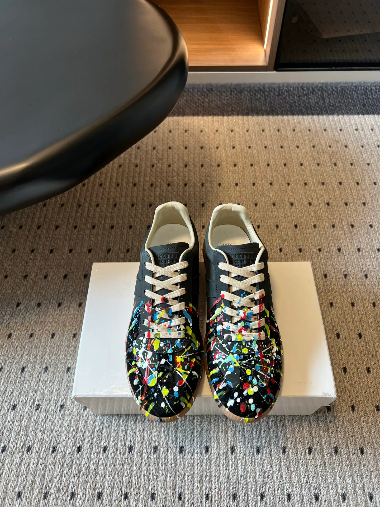Кроссовки Женские Maison Margiela 17568905