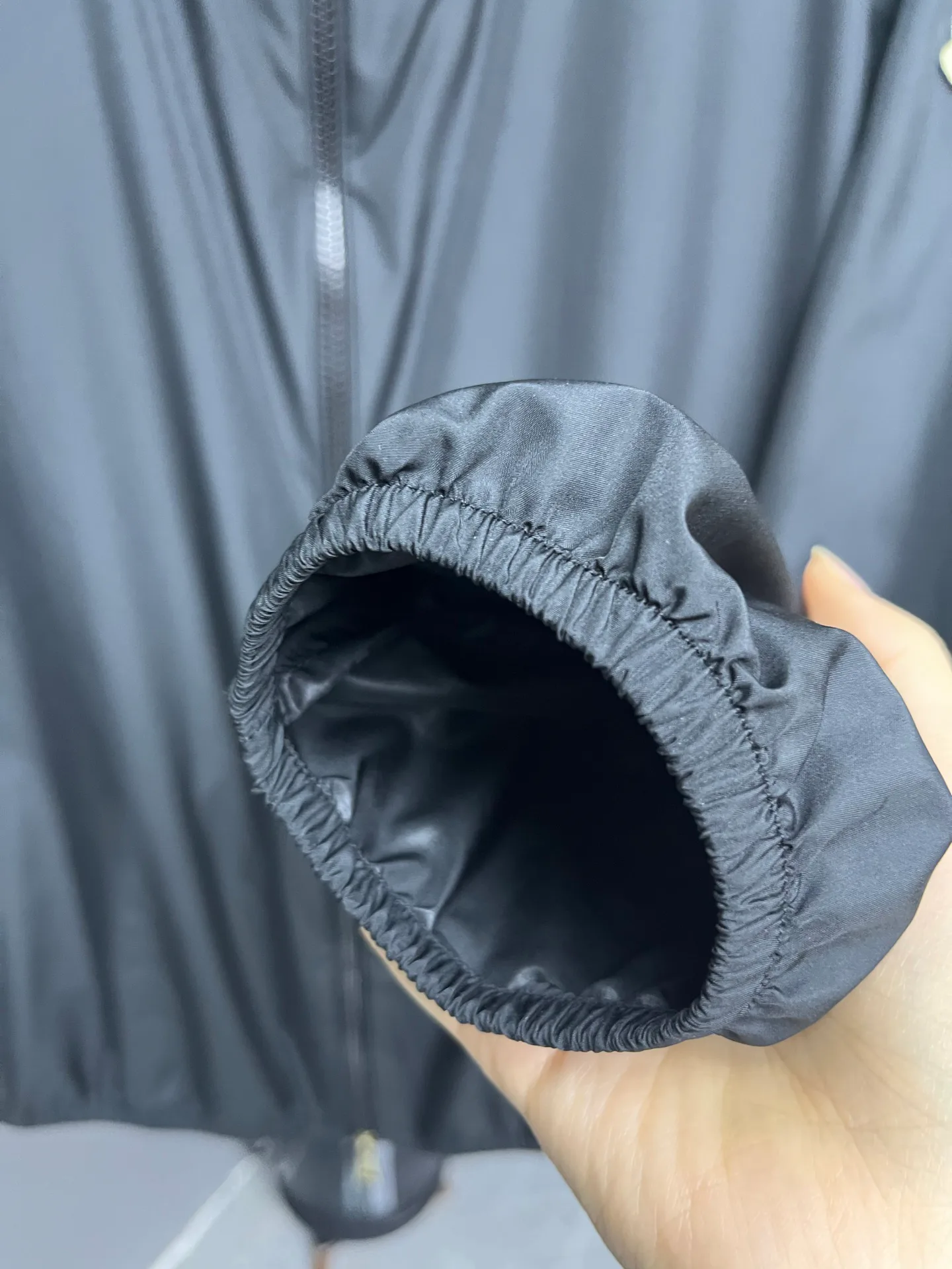 Куртки И Пуховики Женские Moncler 14179717