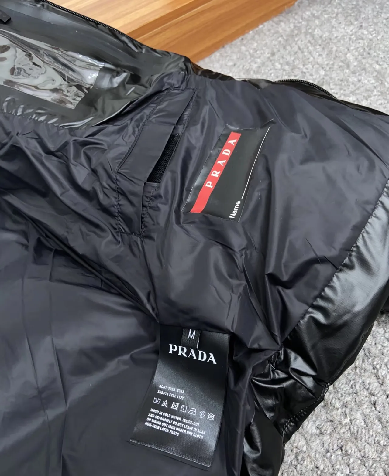 Куртки И Пуховики Женские Prada 17964540