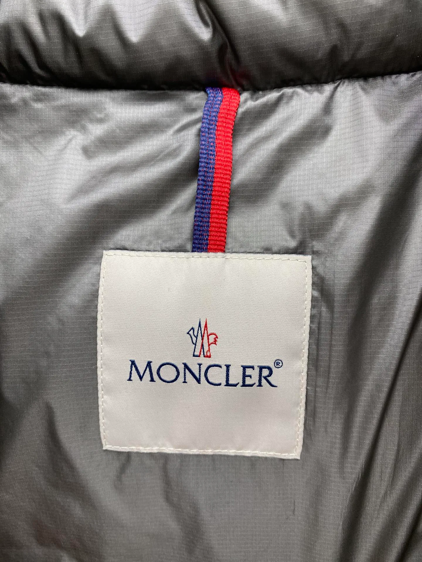 Куртки И Пуховики Мужские Moncler 1859726