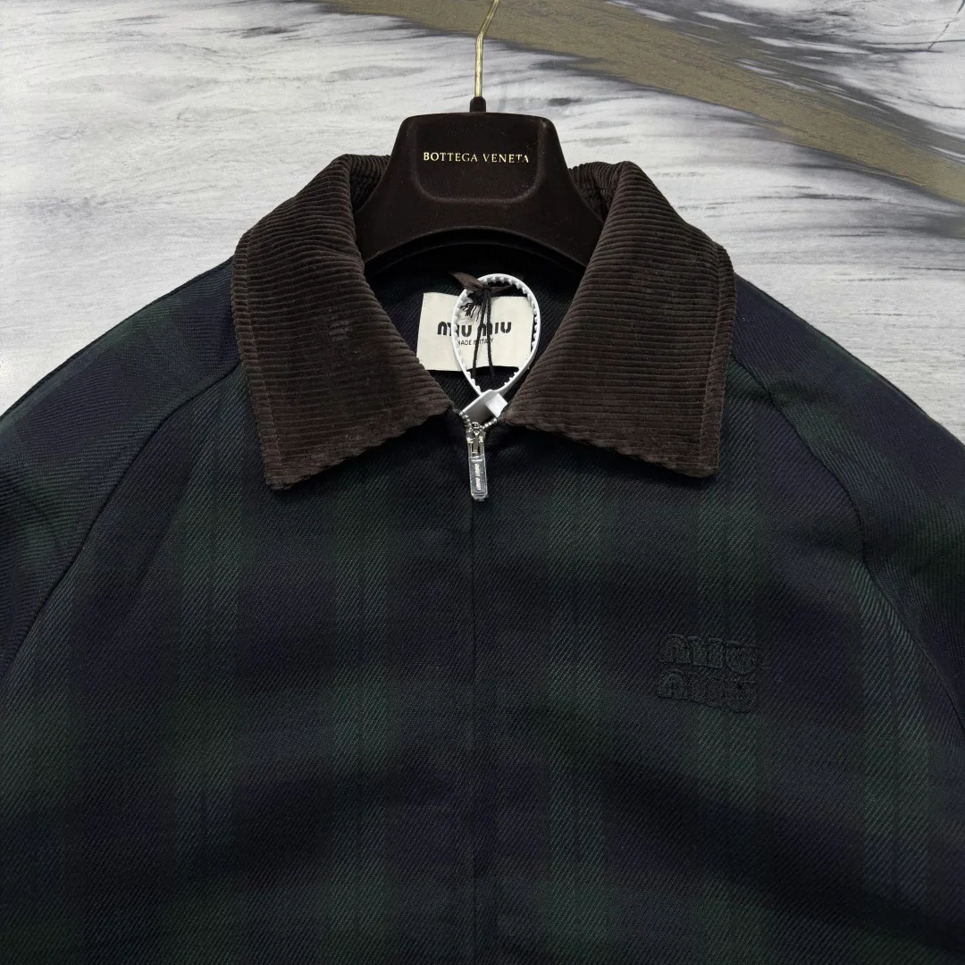 Куртки И Пуховики Мужские Miu Miu 1449223