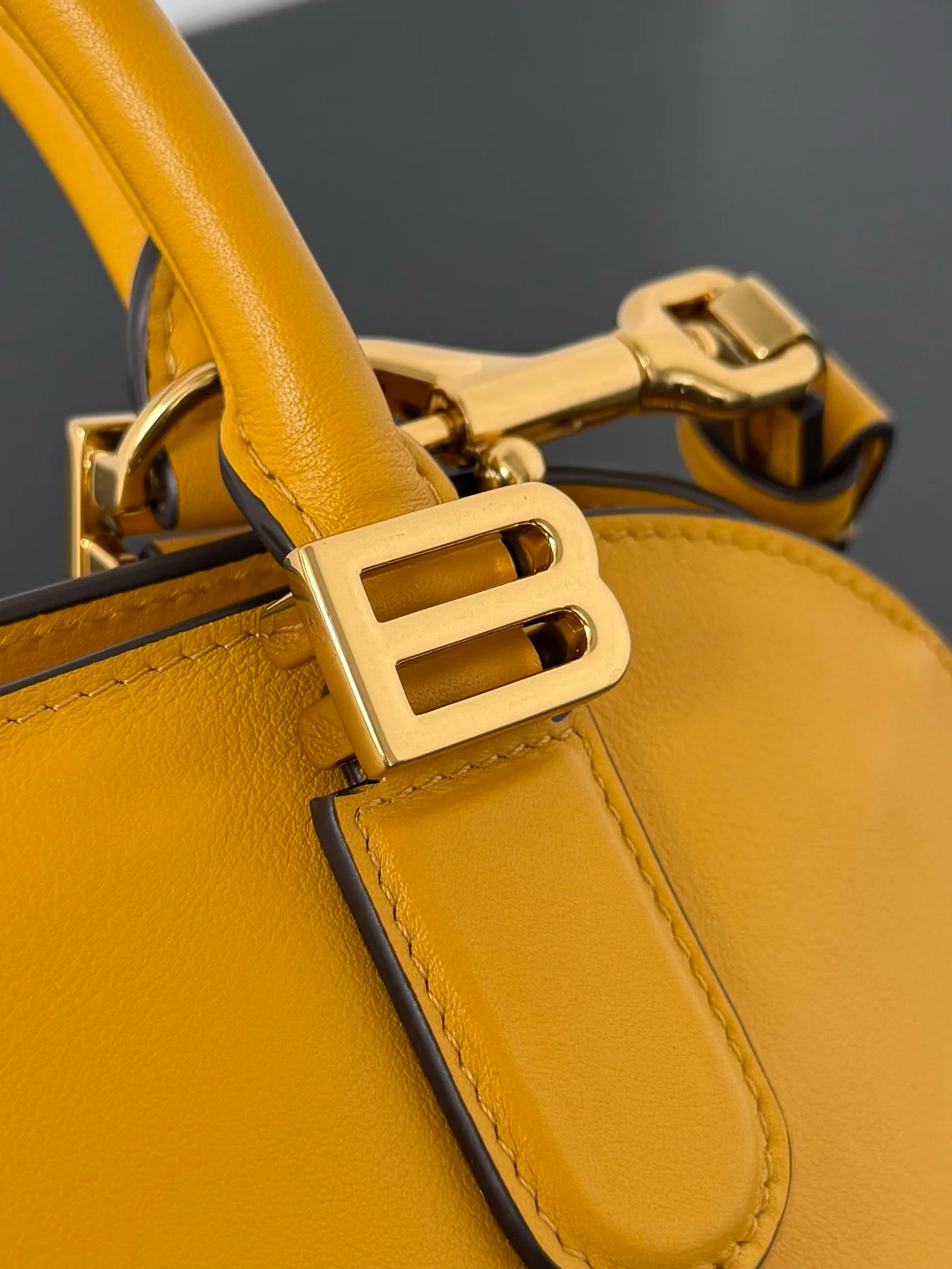 Клатчи Женские Balenciaga 11386880