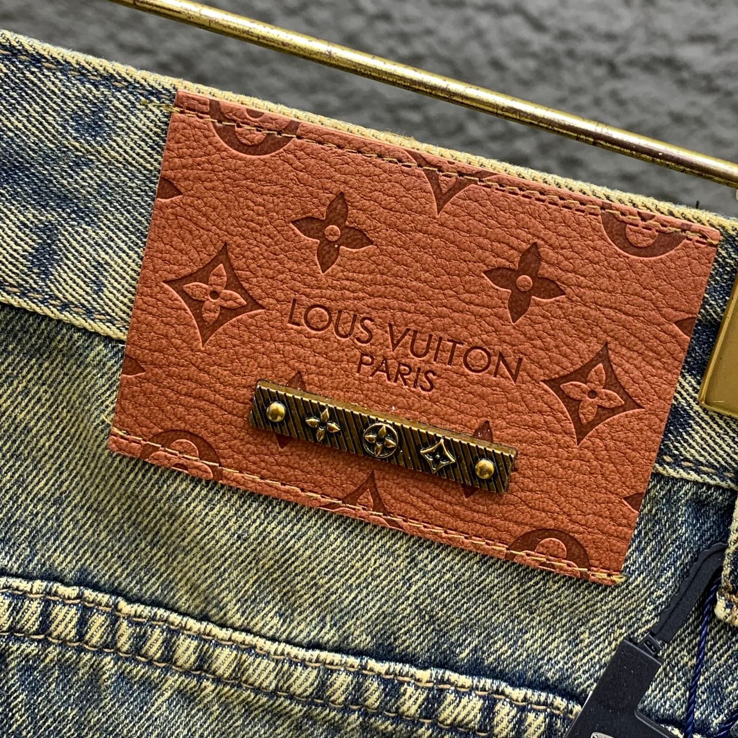 Джинсы Мужские Louis Vuitton 18296277