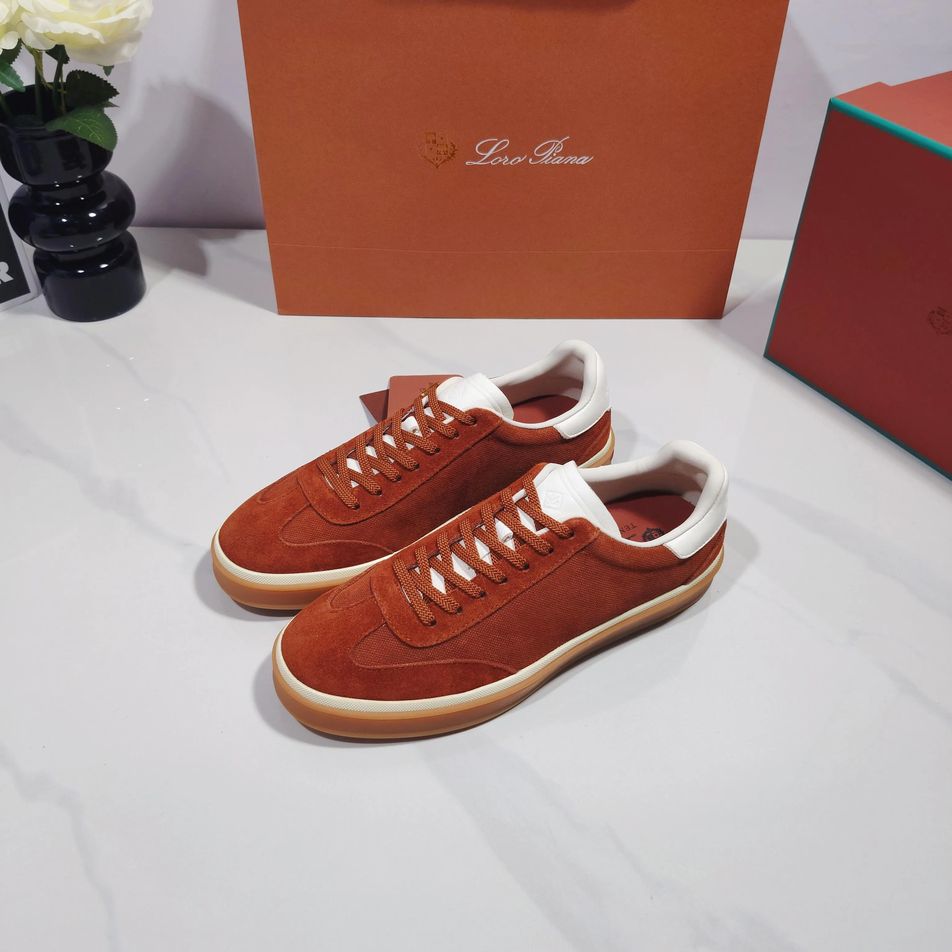 Кроссовки Женские Loro Piana 17961968