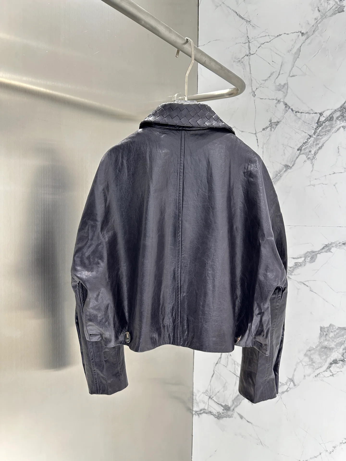 Кожаные Куртки И Дублёнки Женские Bottega Veneta 11759372