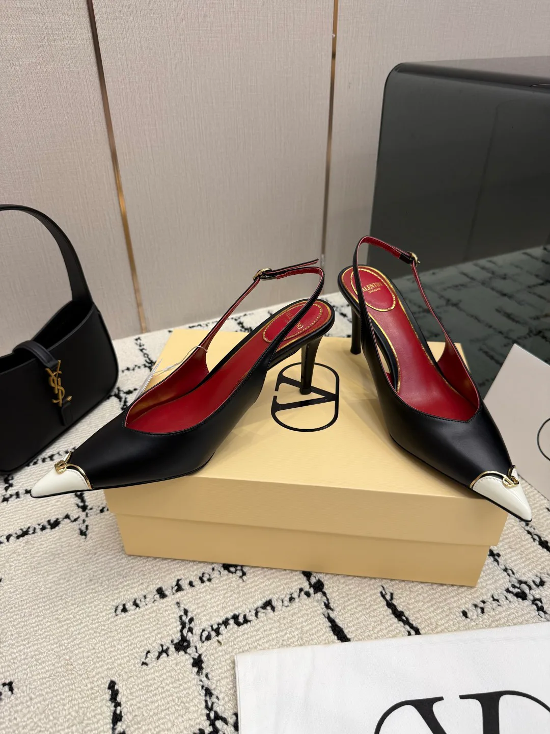 Туфли Женские Valentino 17937579