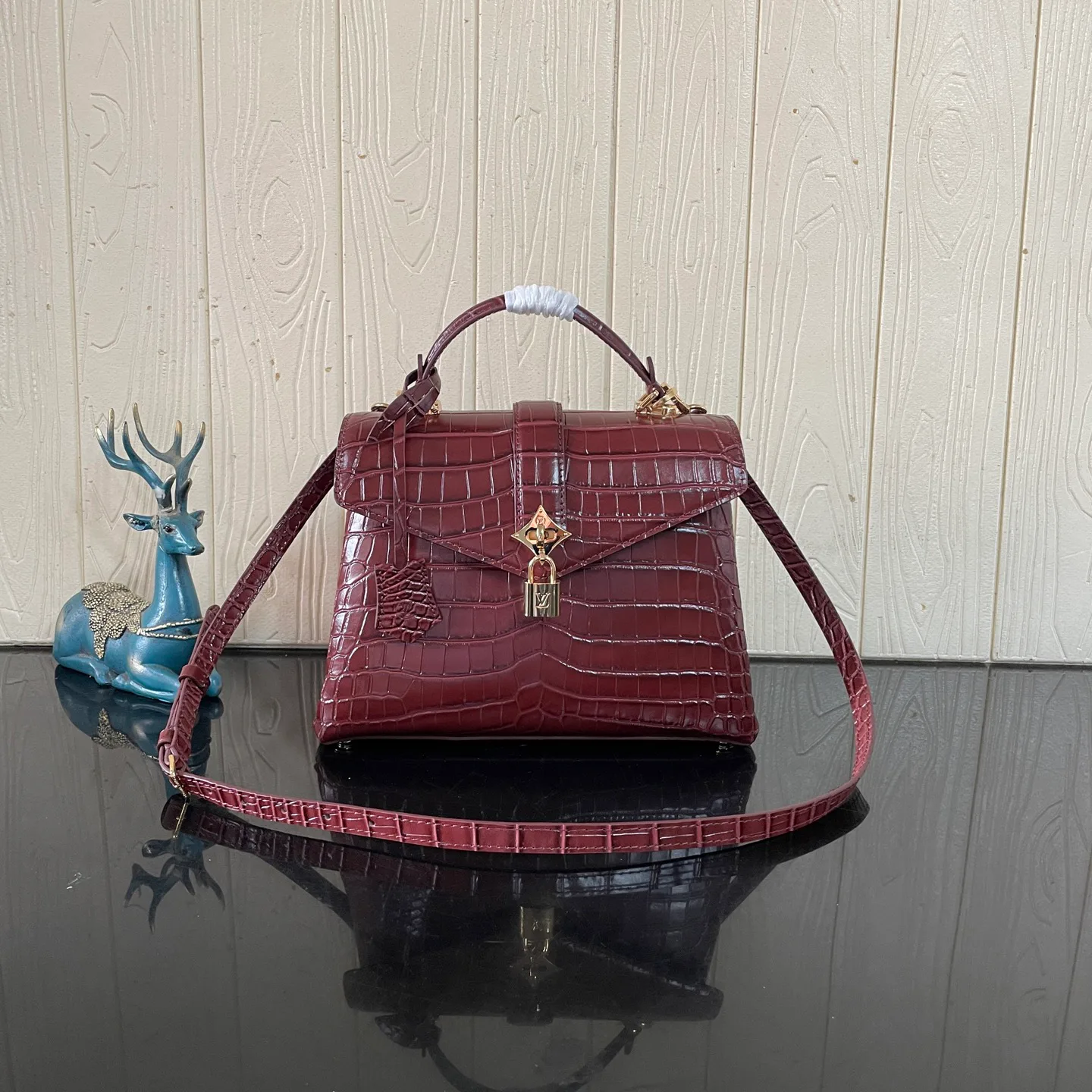 Сумки На Ремне Женские Louis Vuitton 515525