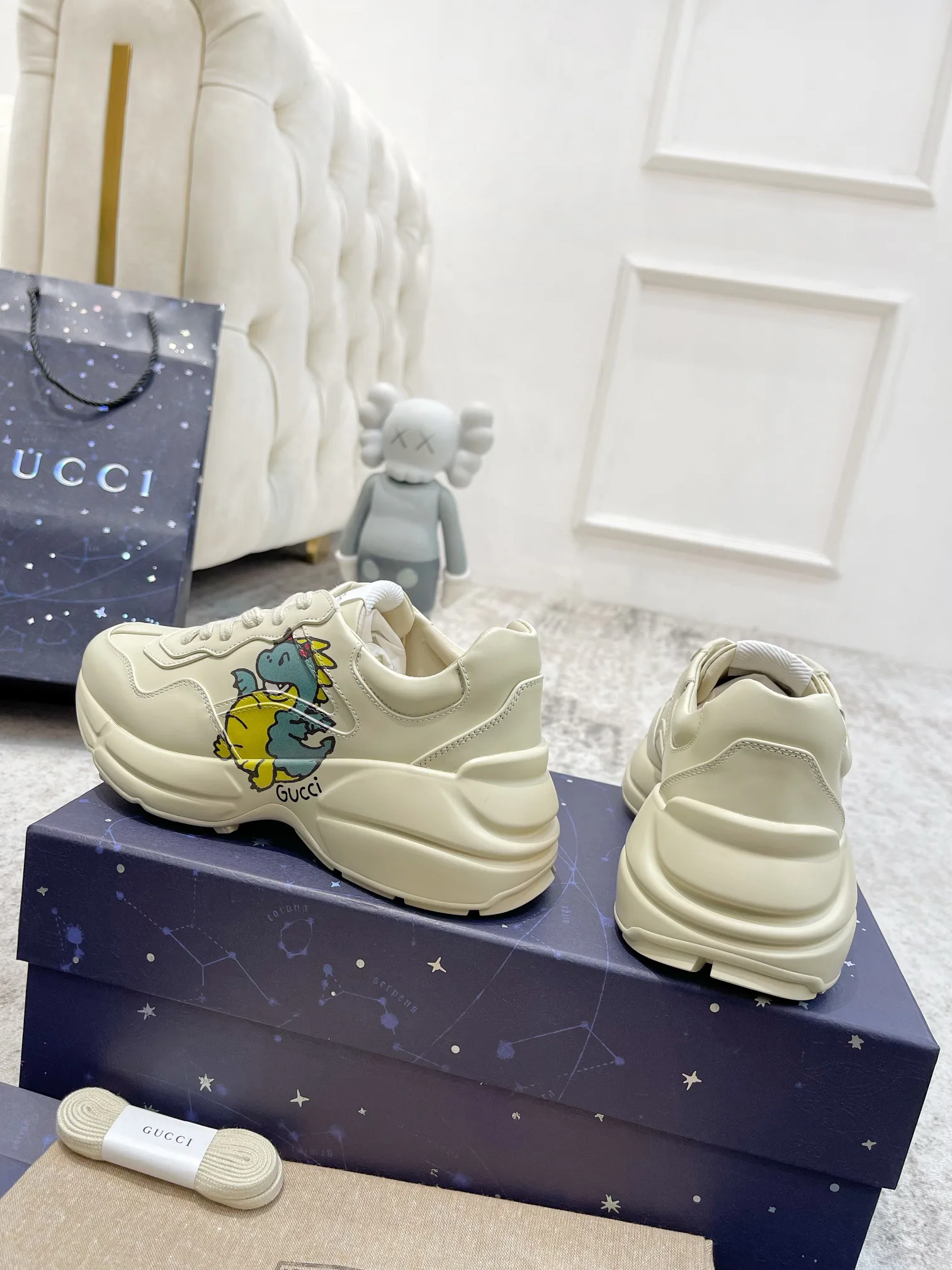 Кроссовки Женские Gucci 375863