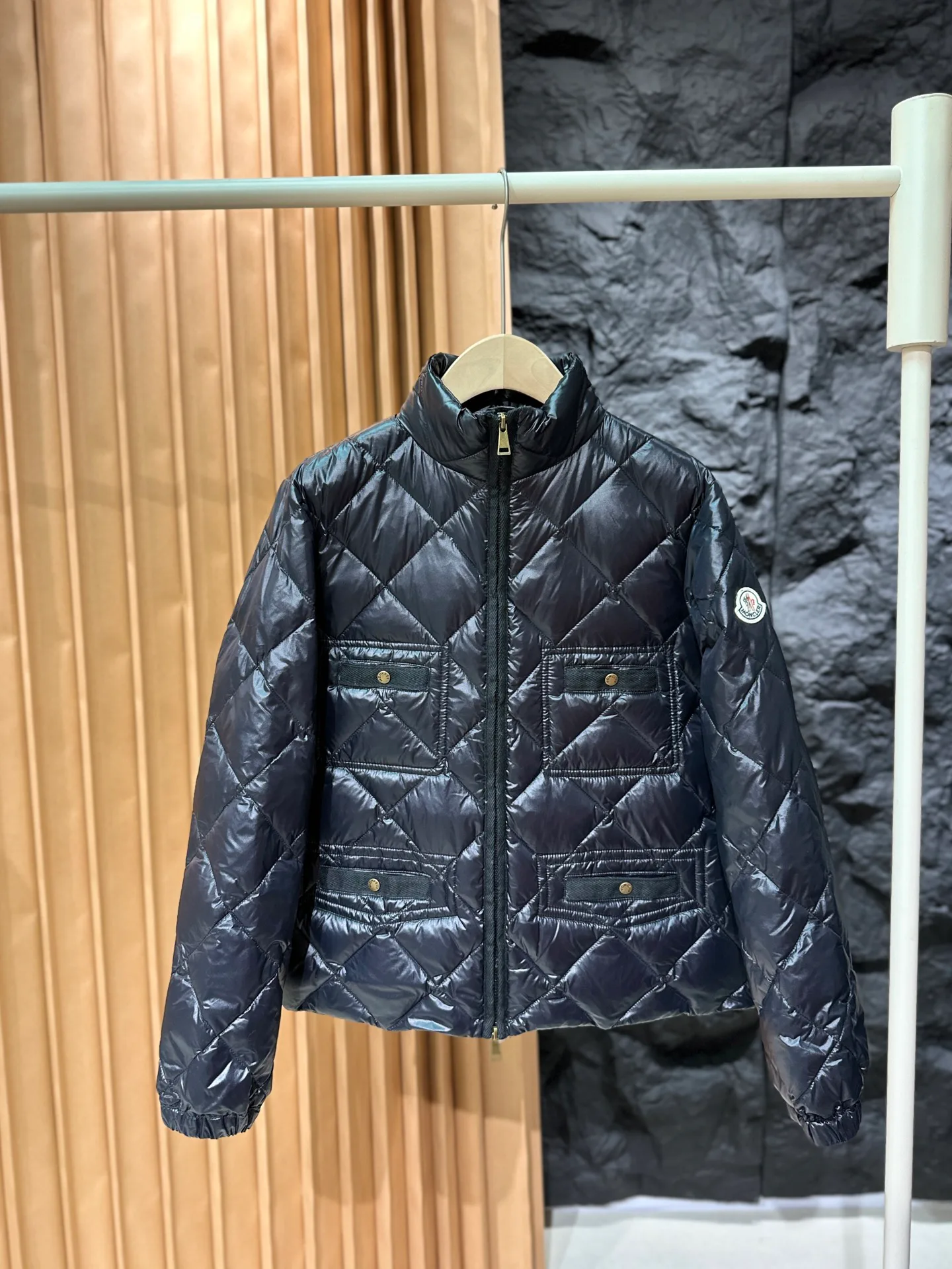 Куртки И Пуховики Женские Moncler 17938425