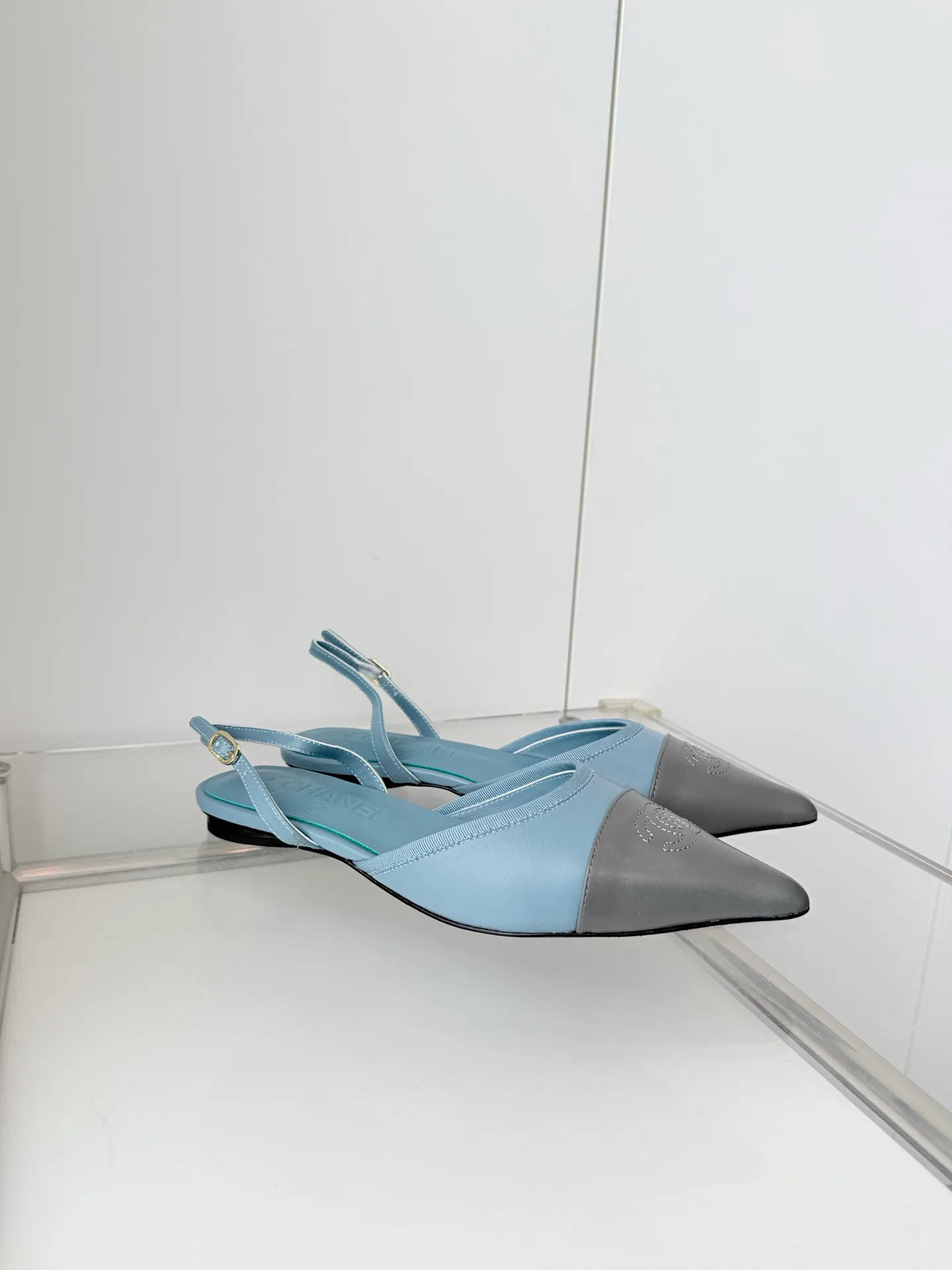 Босоножки Женские Chanel 10789679