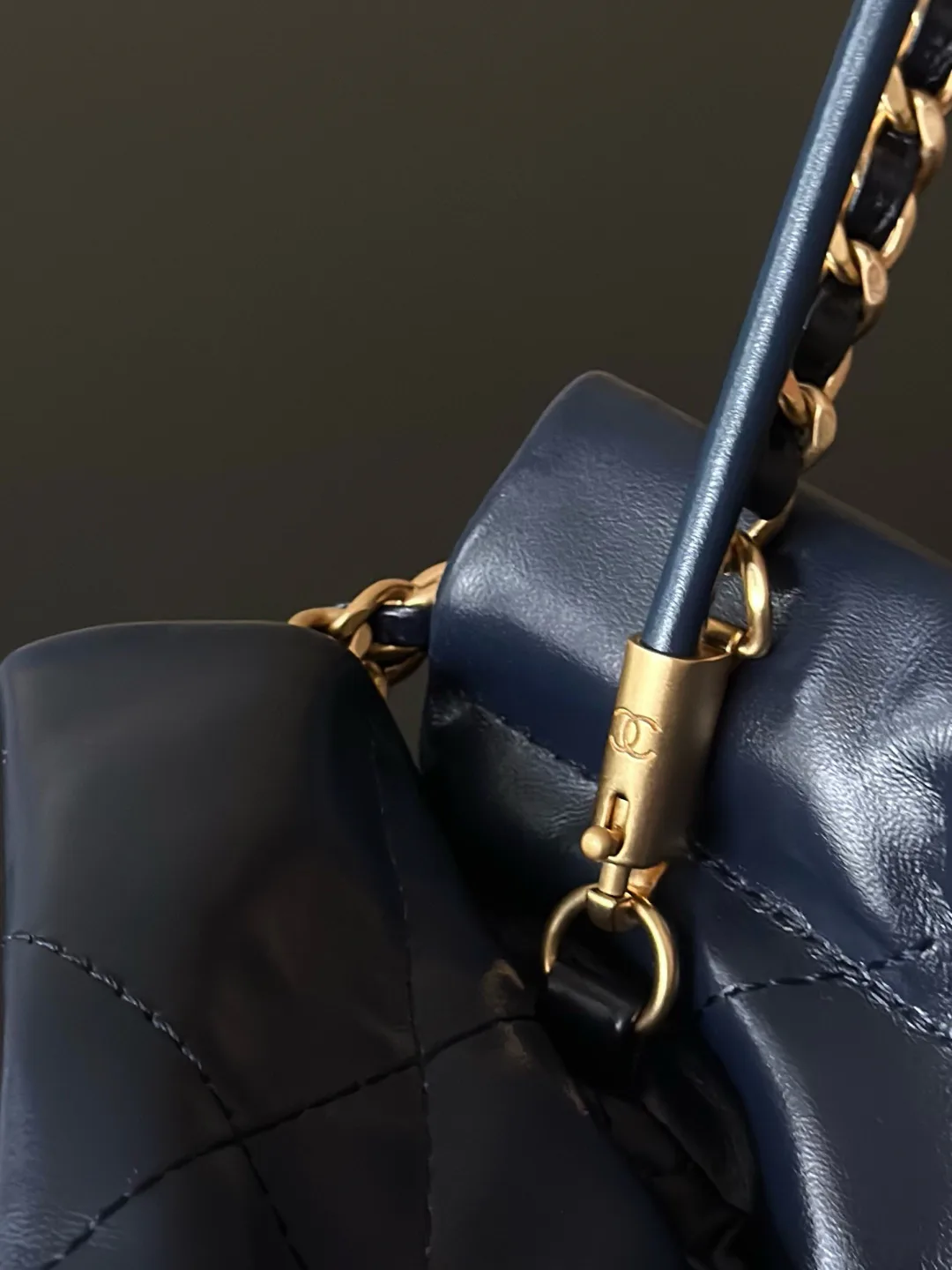 Классические Сумки Женские Chanel 18223295