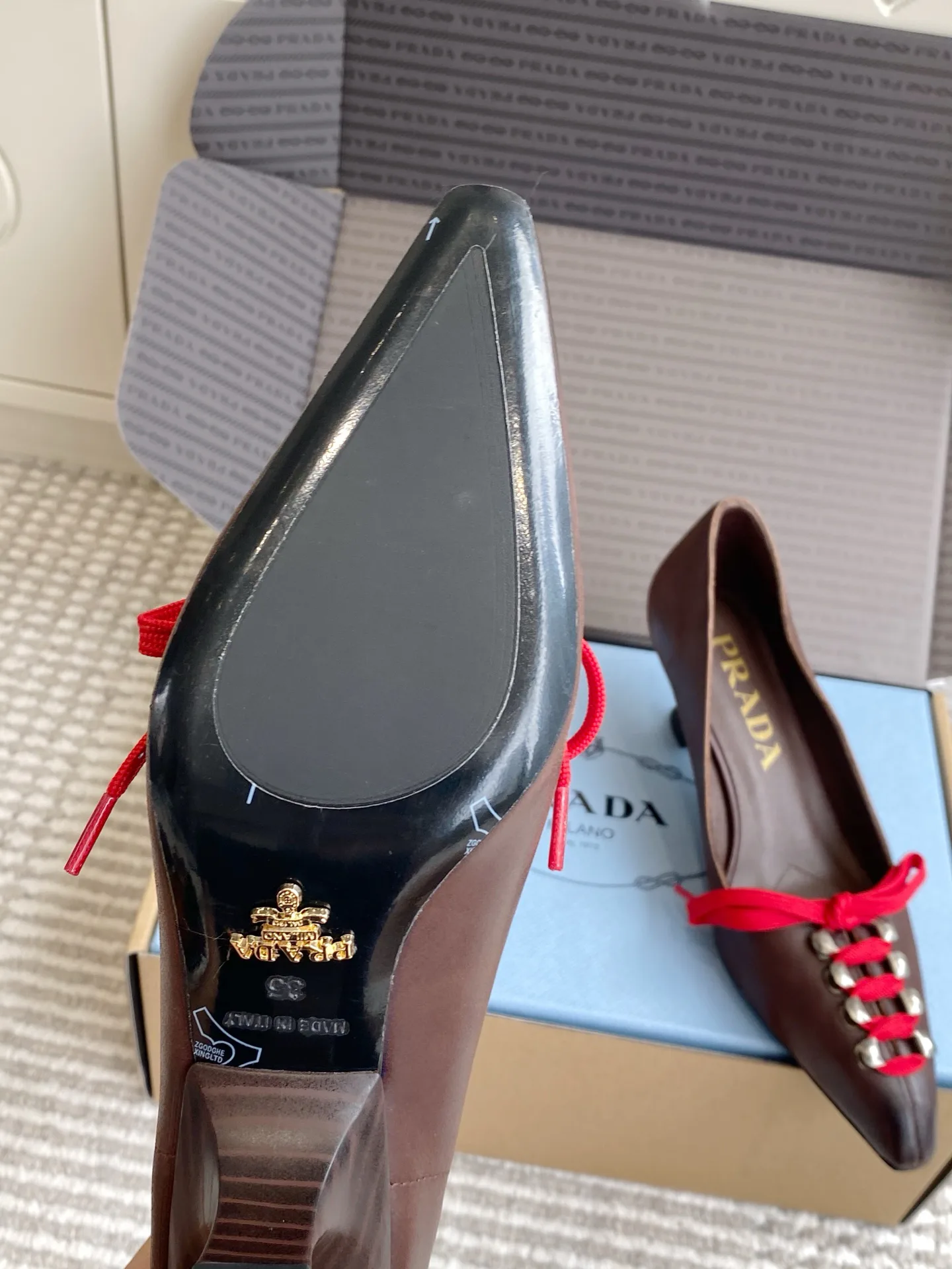 Туфли Женские Prada 17802594