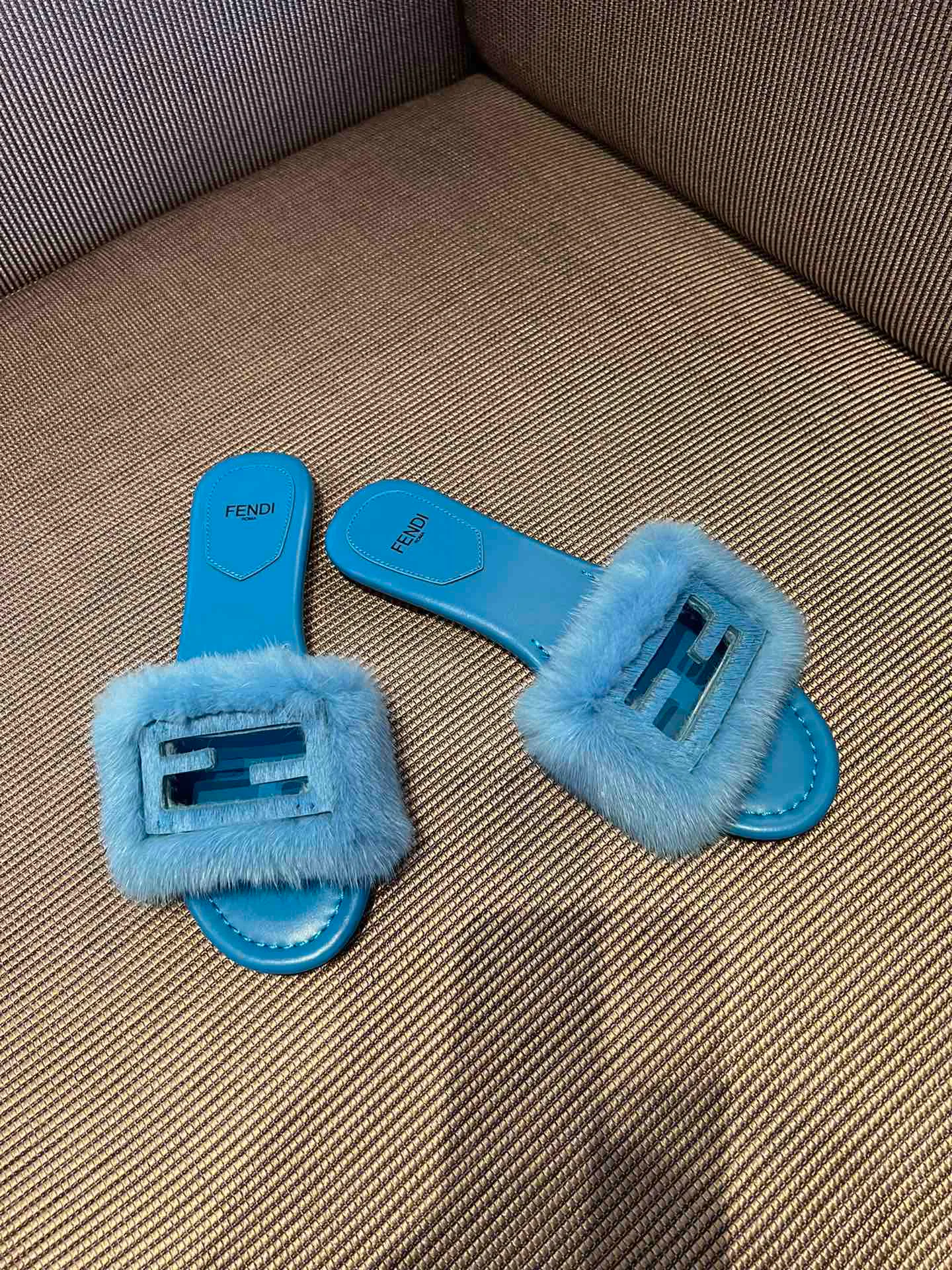 Шлепанцы Женские Fendi 10379