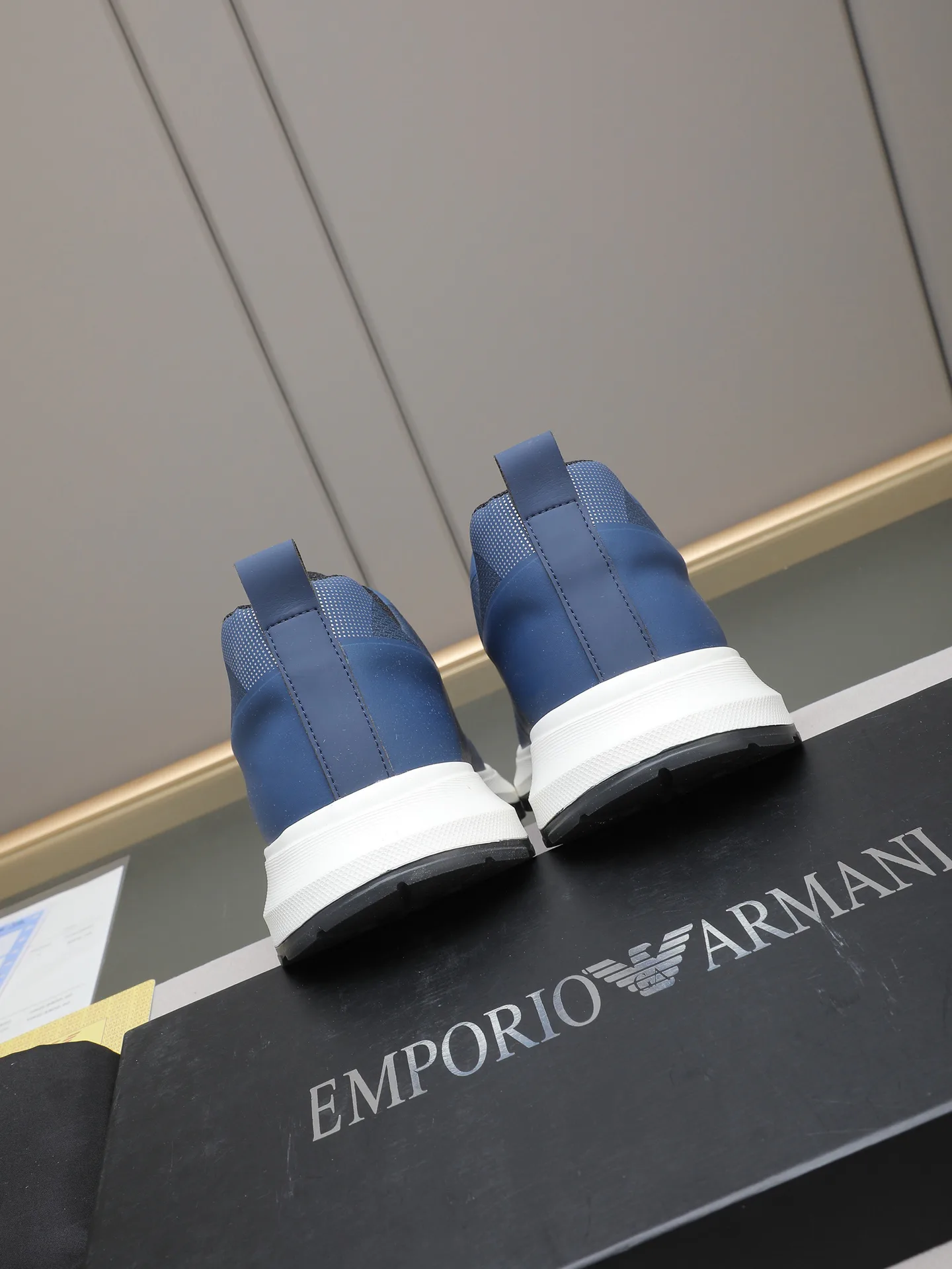 Кроссовки Мужские Armani 3316760