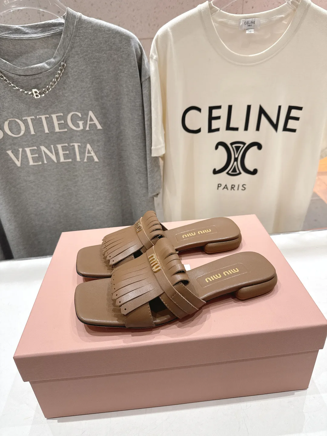 Шлепанцы Женские Miu Miu 1842304