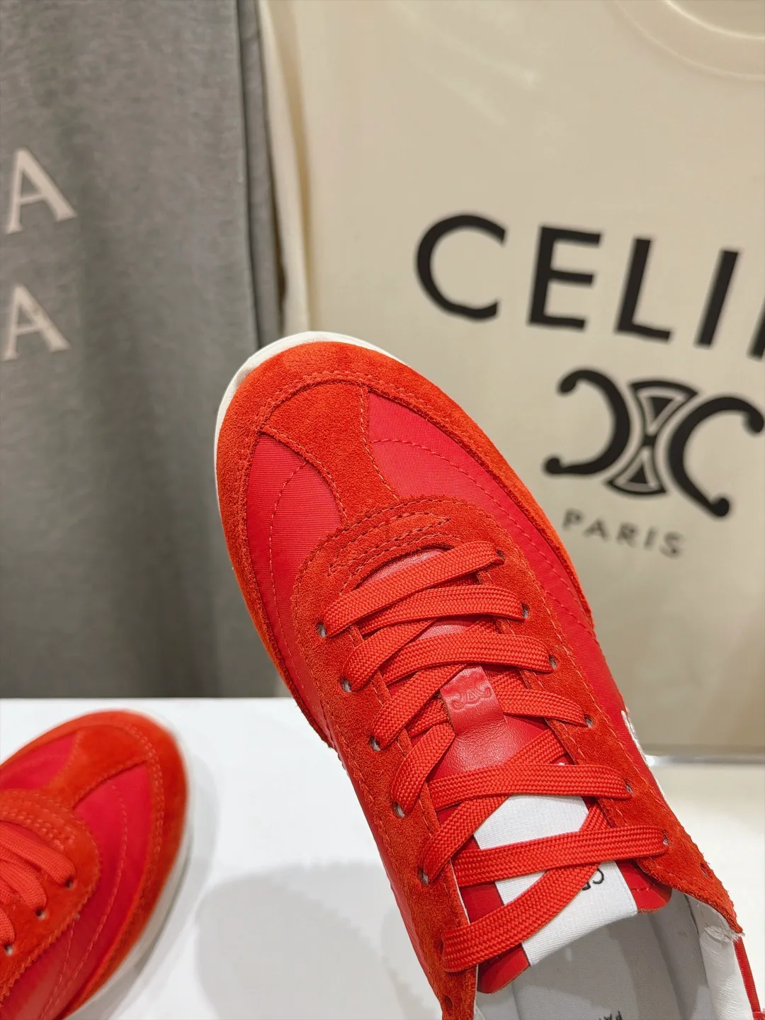 Кроссовки Женские Celine 18436583