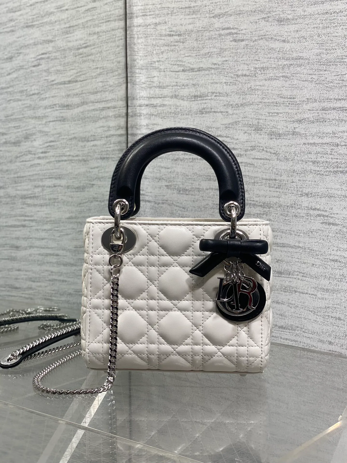 Классические Сумки Женские Christian Dior 12189478