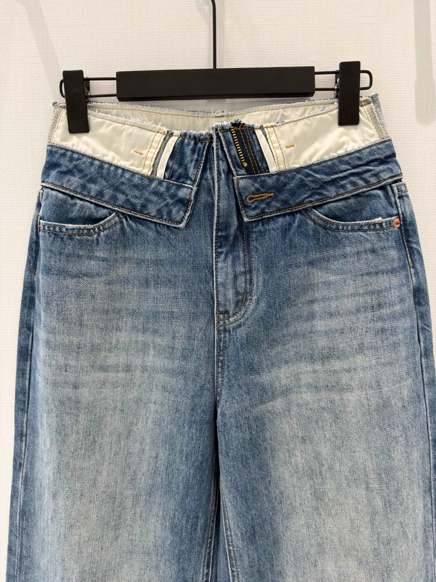 Джинсы Женские Maison Margiela 11274047