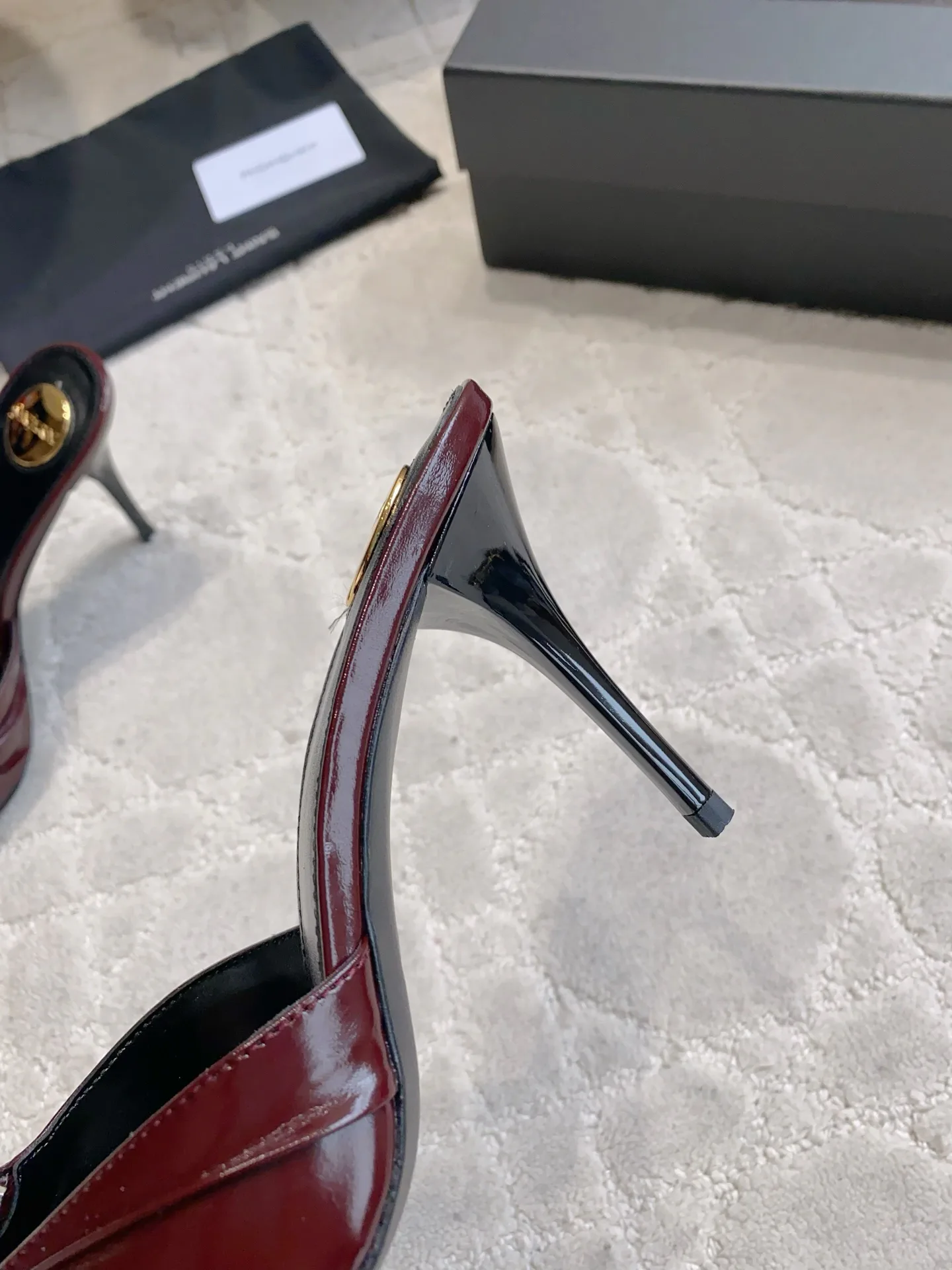 Босоножки Женские Saint Laurent 13332002