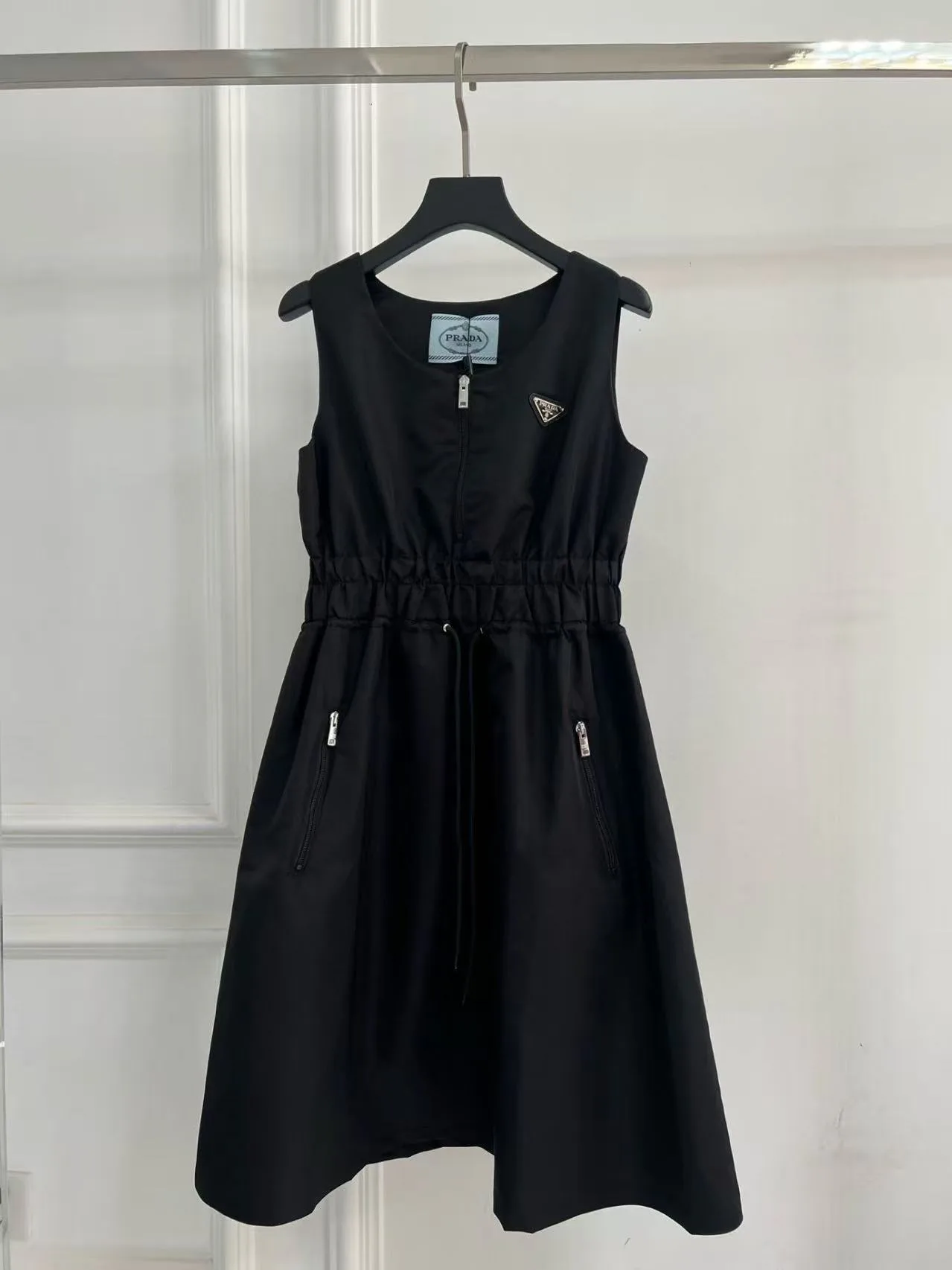 Платья Женские Prada 12741217