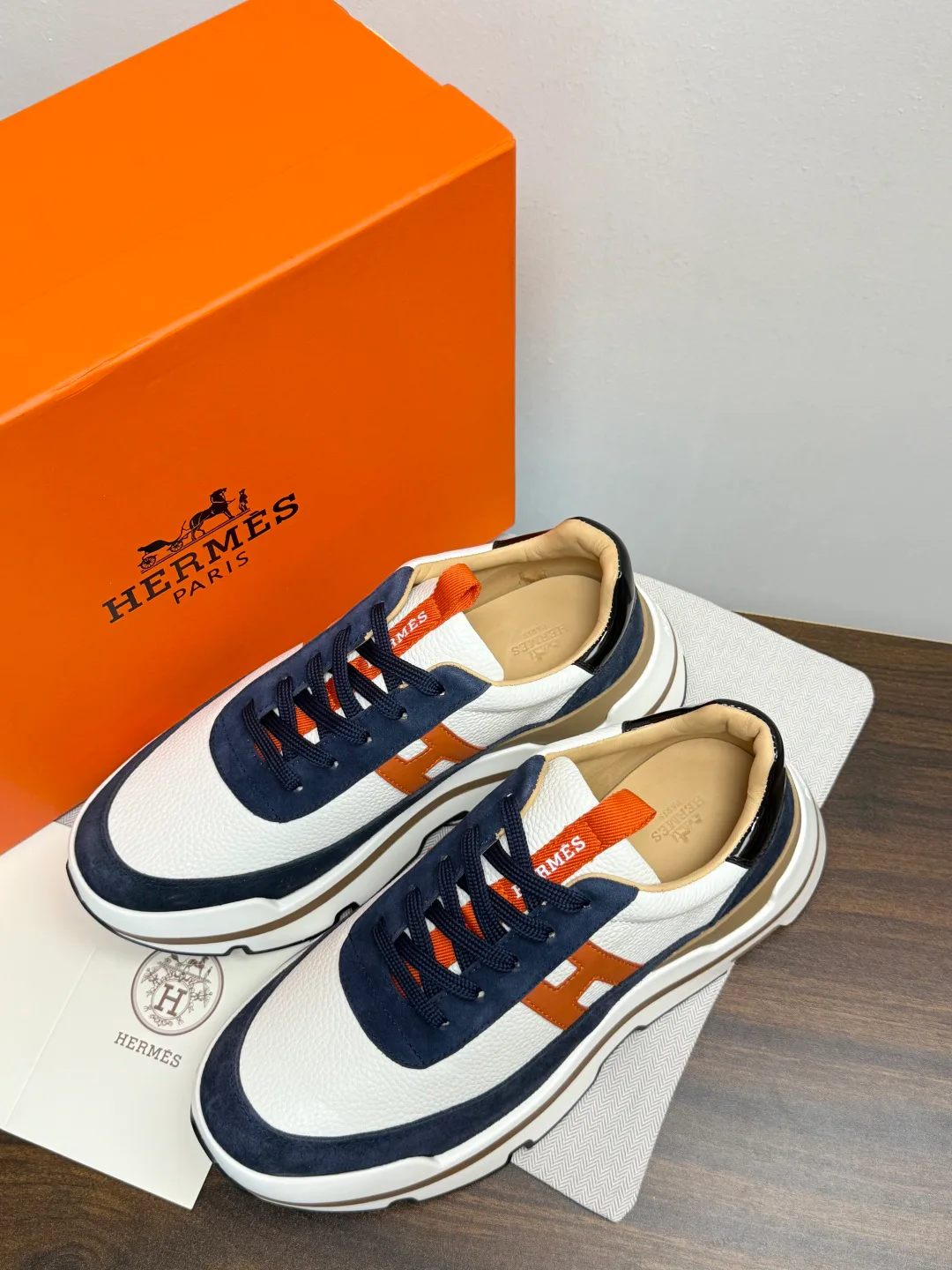 Кроссовки Мужские Hermes 19089352