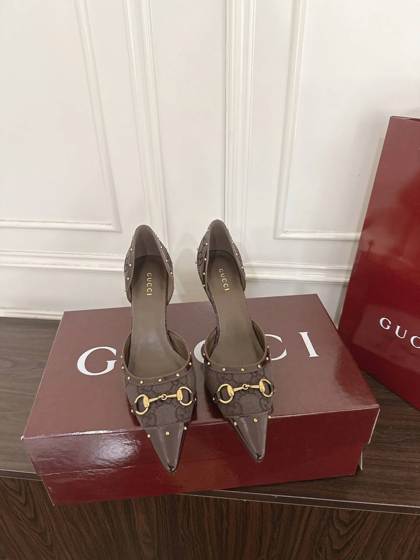 Туфли Женские Gucci 18135591