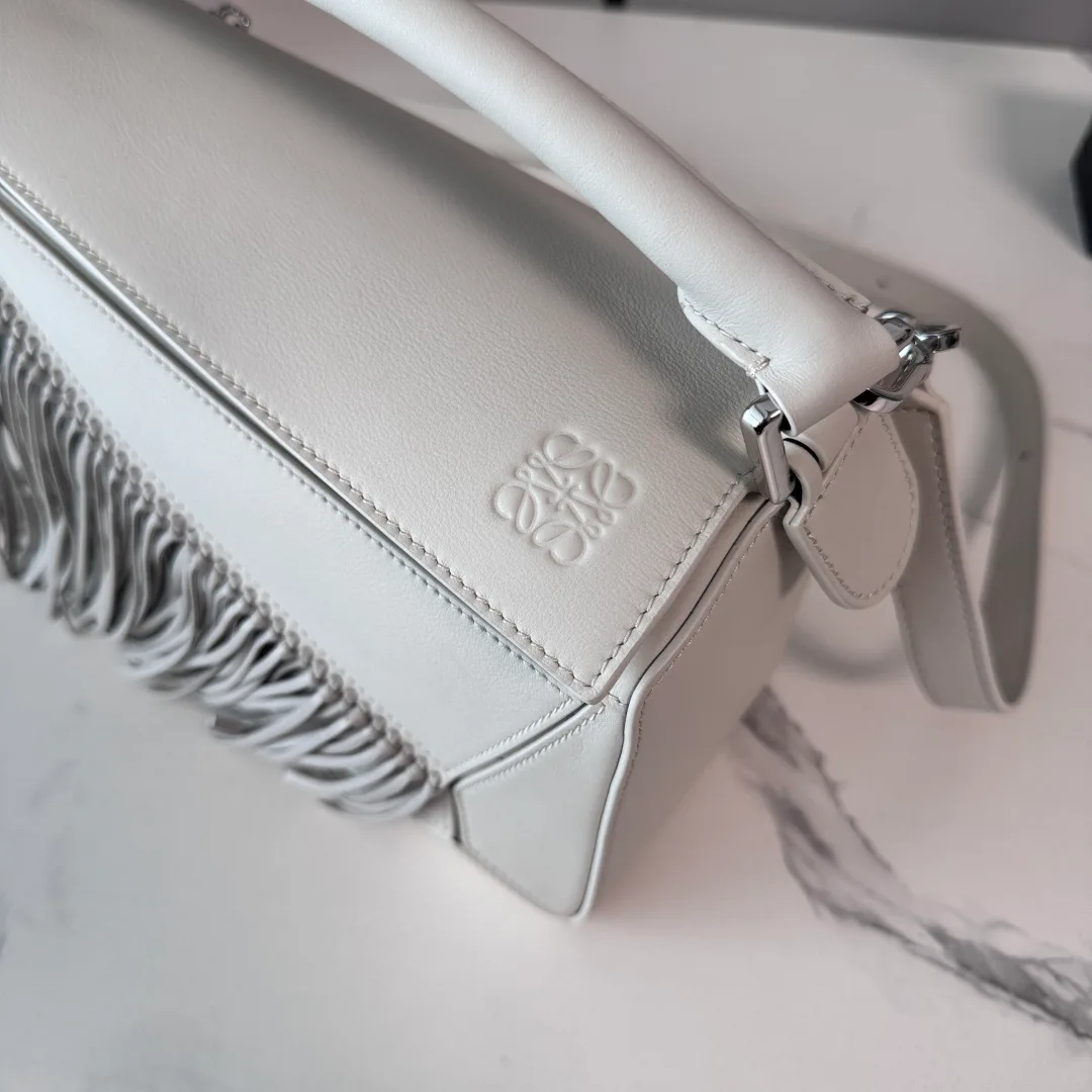 Классические Сумки Женские Loewe 13174365