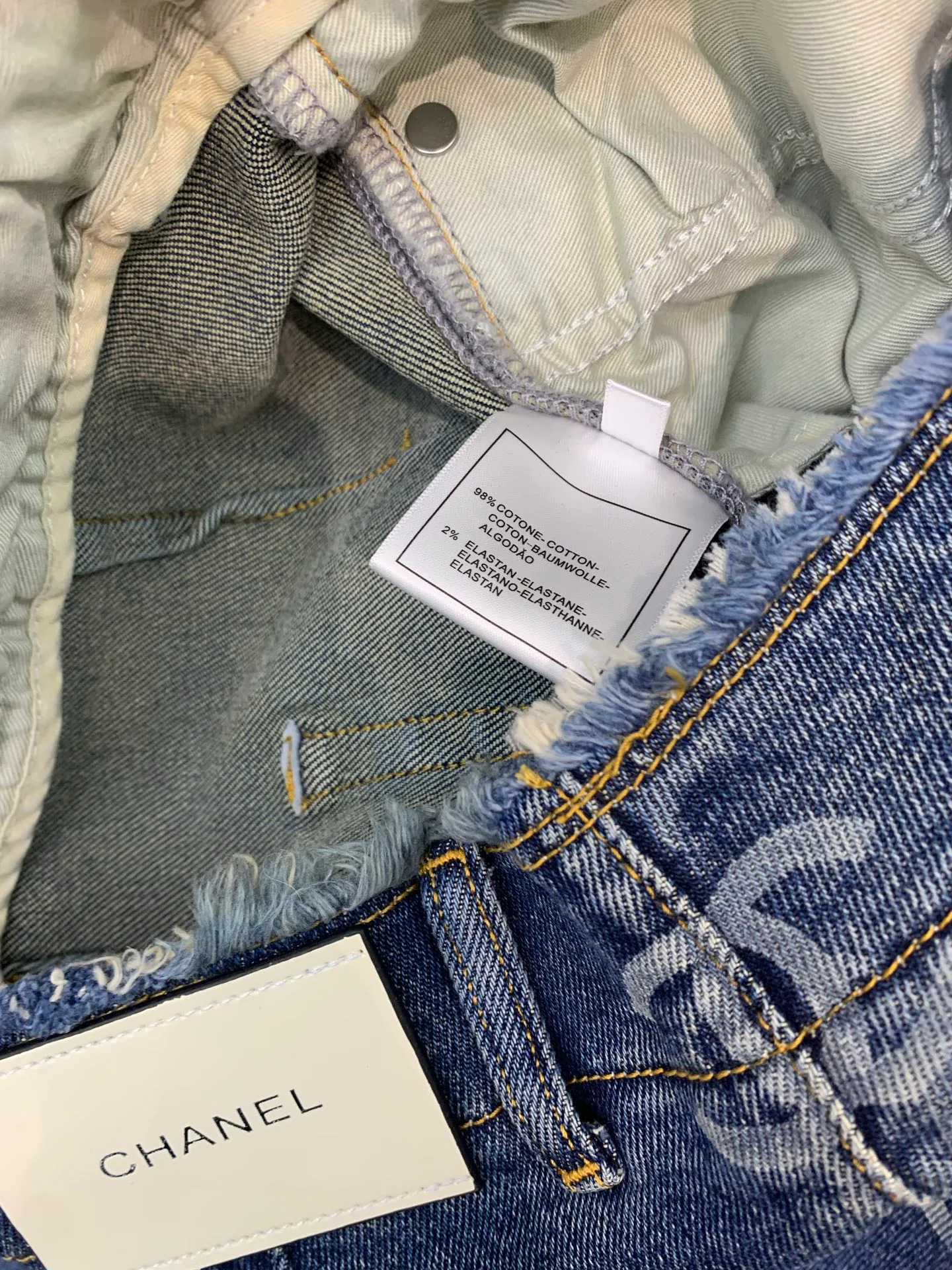 Джинсы Женские Chanel 18247052