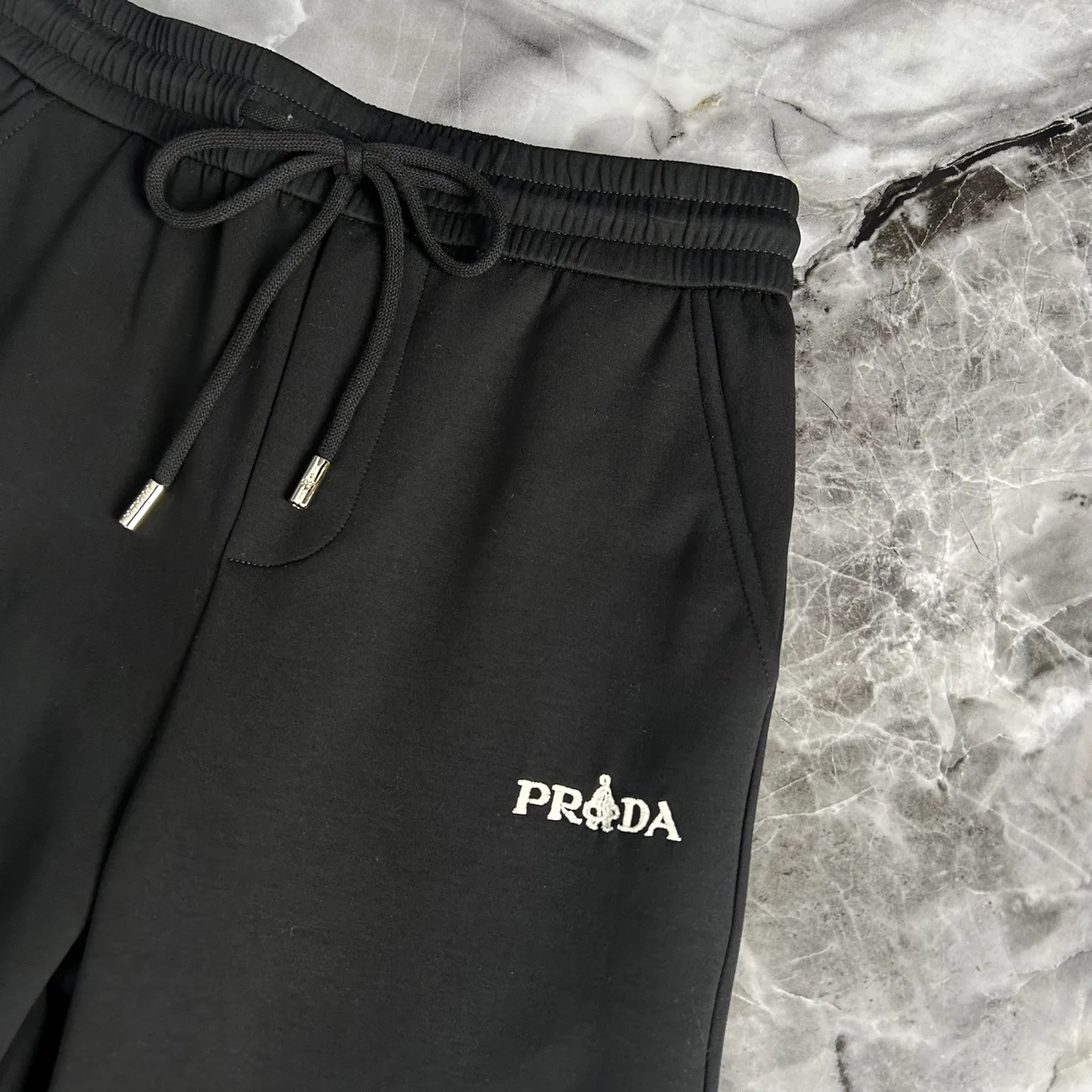 Брюки Мужские Prada 17642139