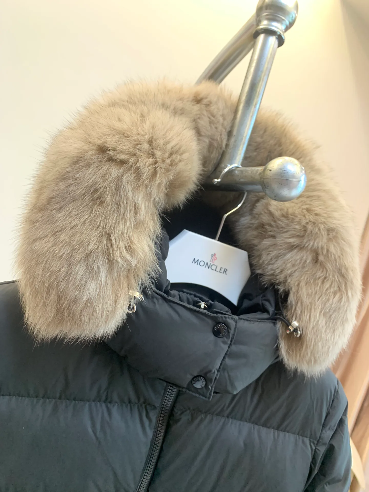 Куртки И Пуховики Женские Moncler 18130006